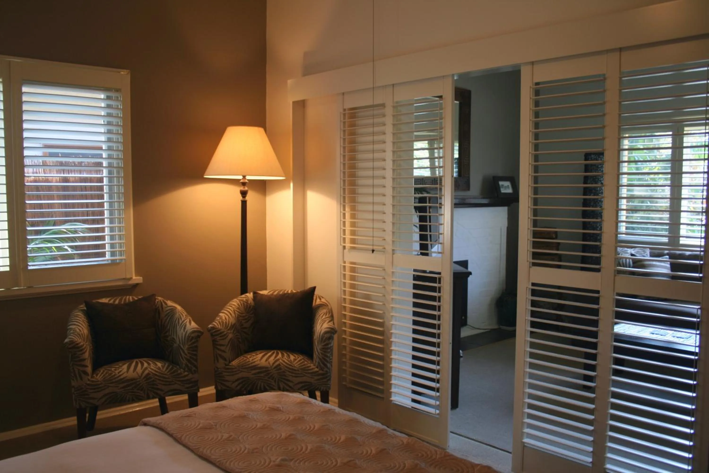 Bed in Plantation House at Whitecliffs Bed and Breakfast