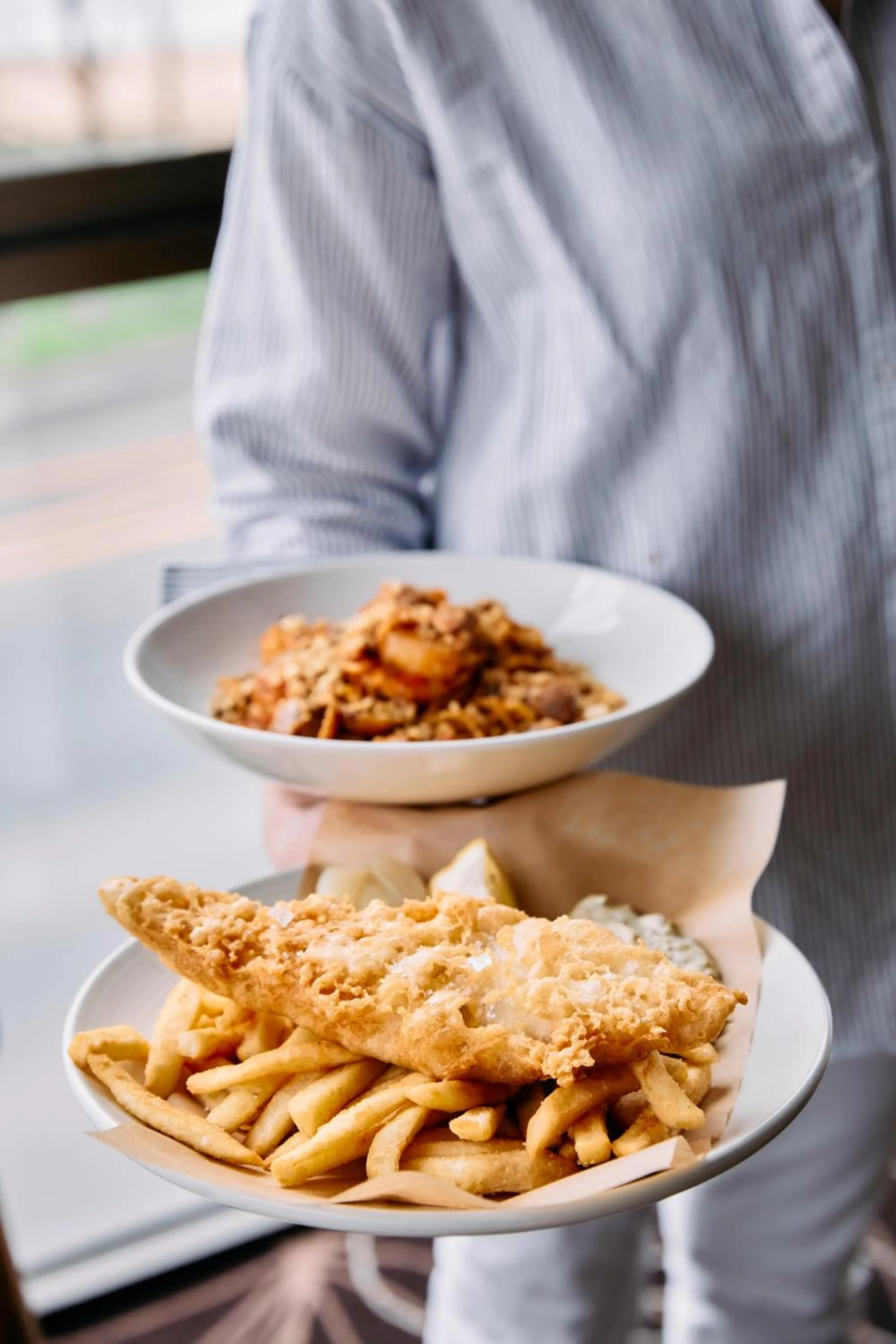 Food and drinks in Lorne Hotel