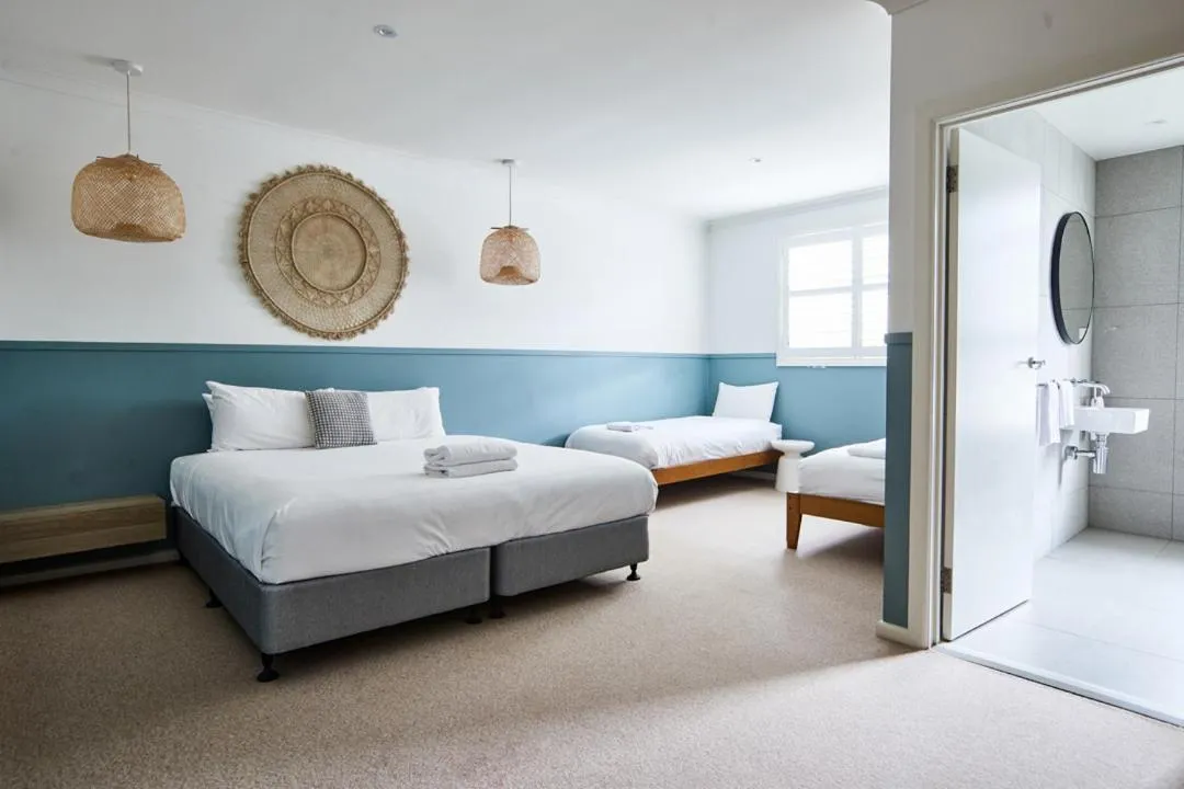 Bedroom, Bed in Lorne Hotel