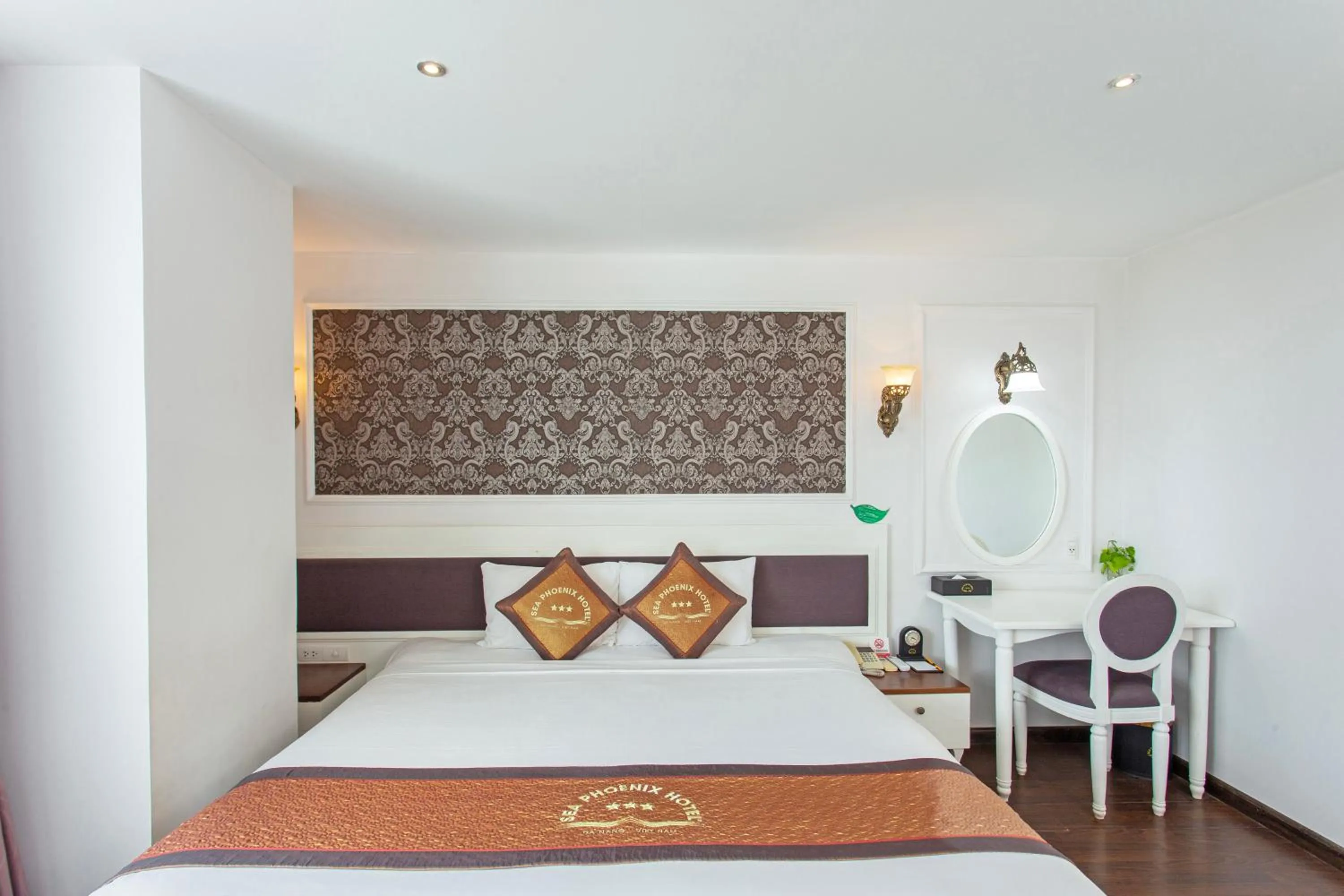 Bedroom, Bed in Sea Phoenix Hotel Da Nang