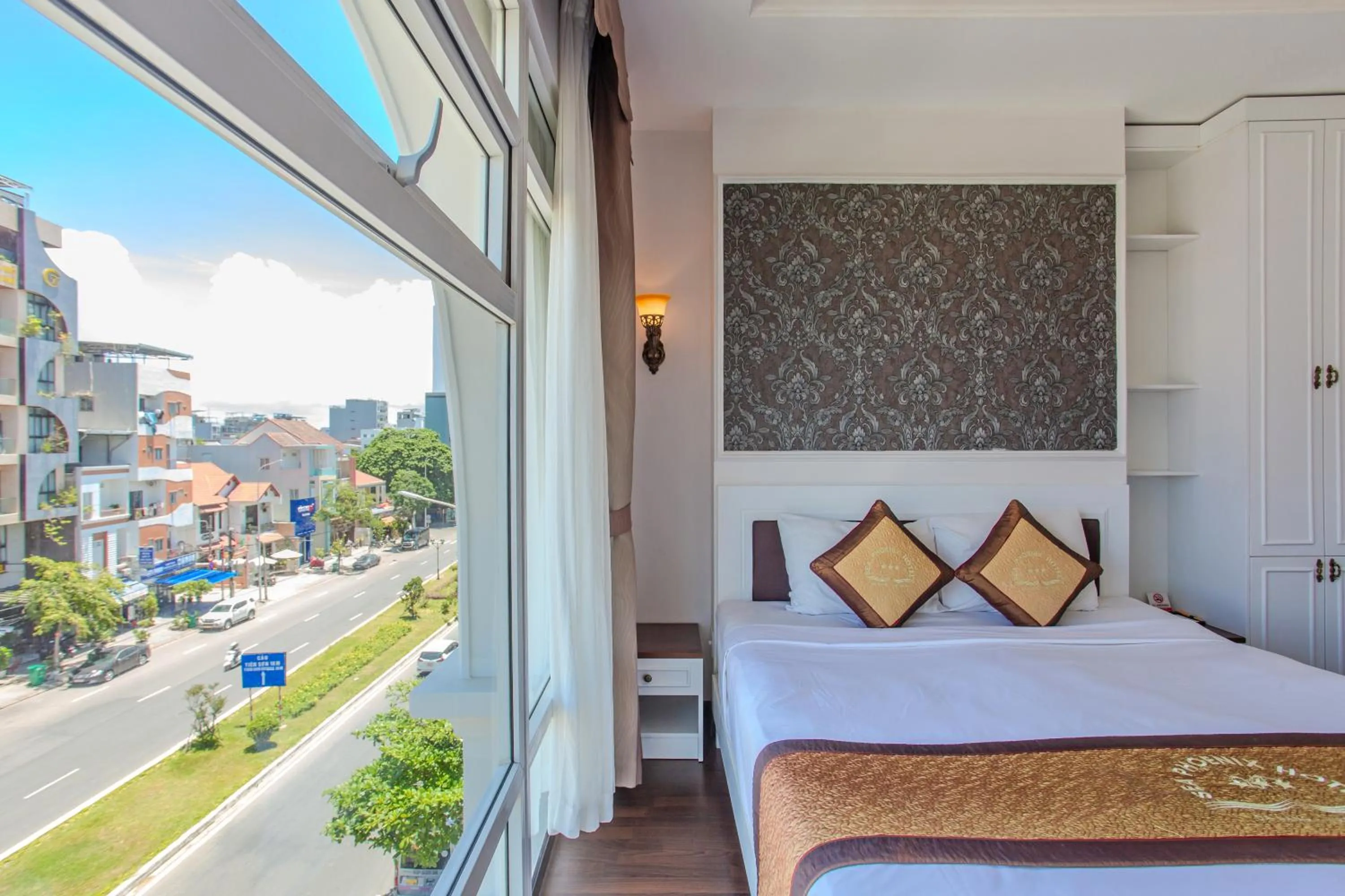 Bedroom, Bed in Sea Phoenix Hotel Da Nang