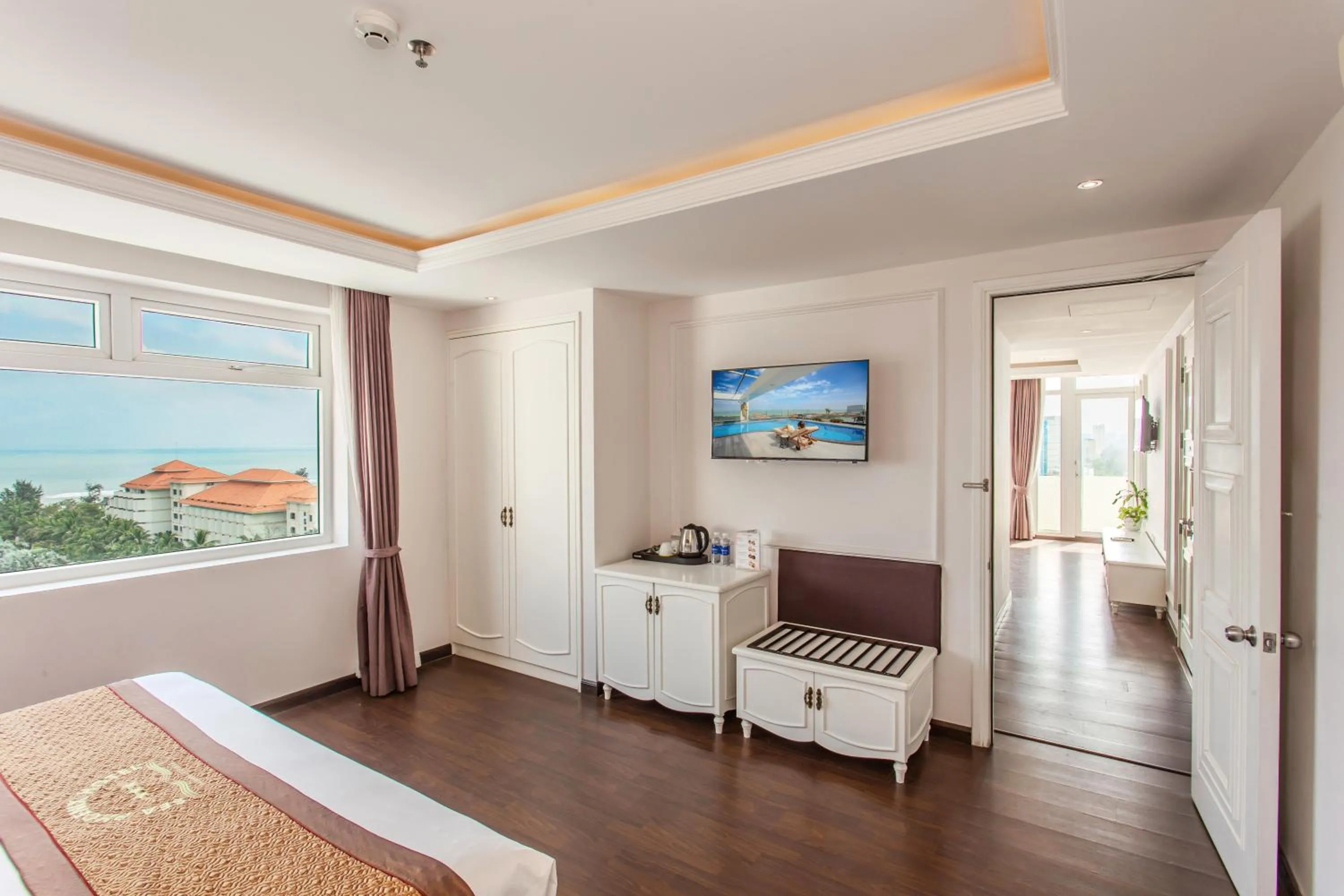 Photo of the whole room, Bed in Sea Phoenix Hotel Da Nang