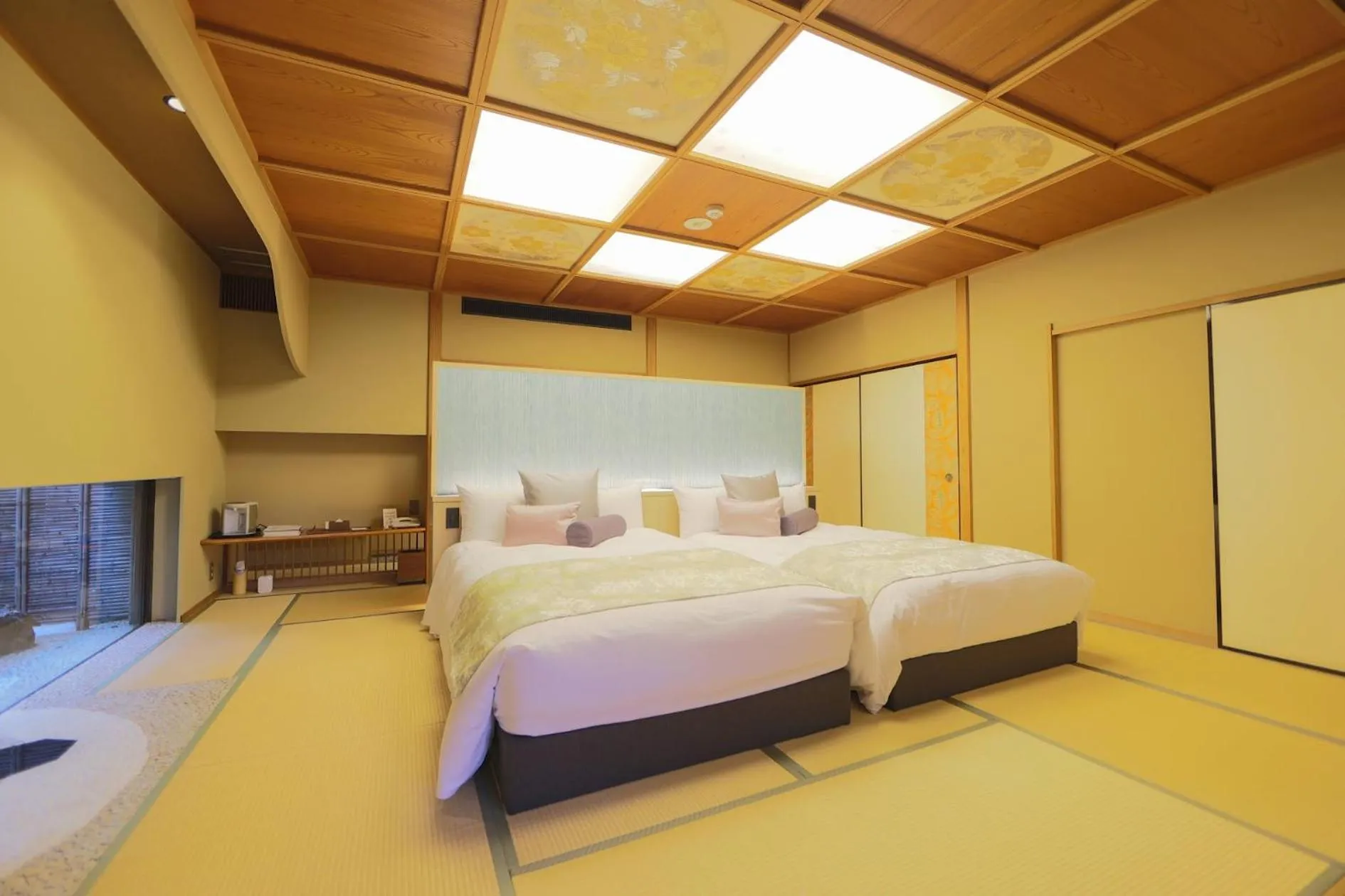 Bed in ABBA Resorts Izu - Zagyosoh