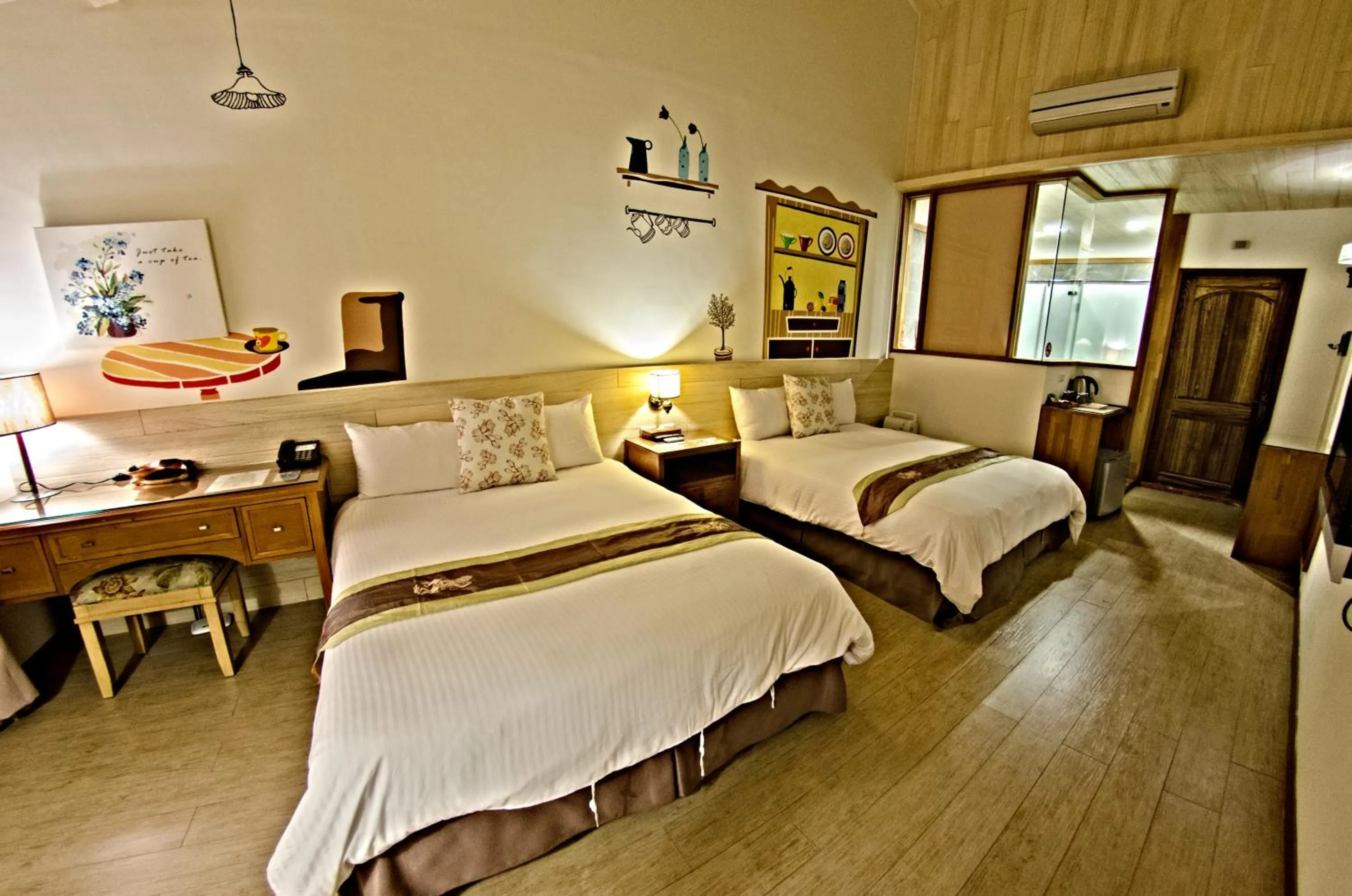 Bedroom, Bed in Sasa Nor Lamour B&B