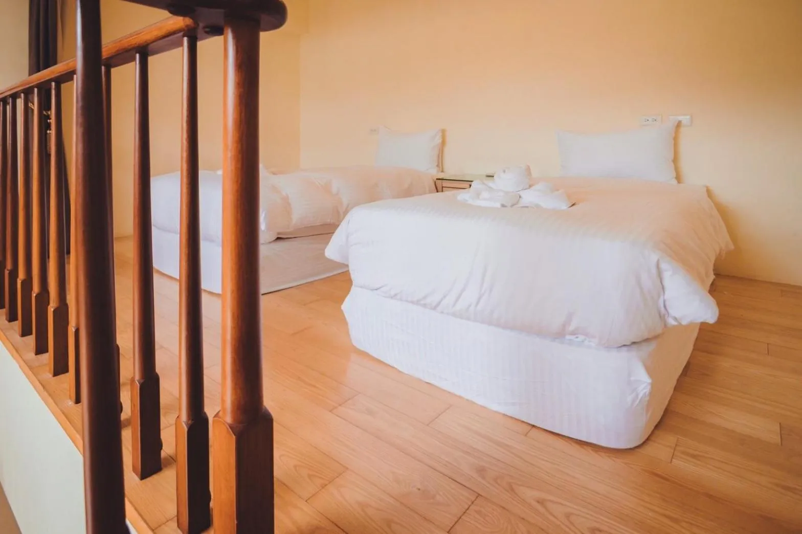 Bed in Sasa Nor Lamour B&B