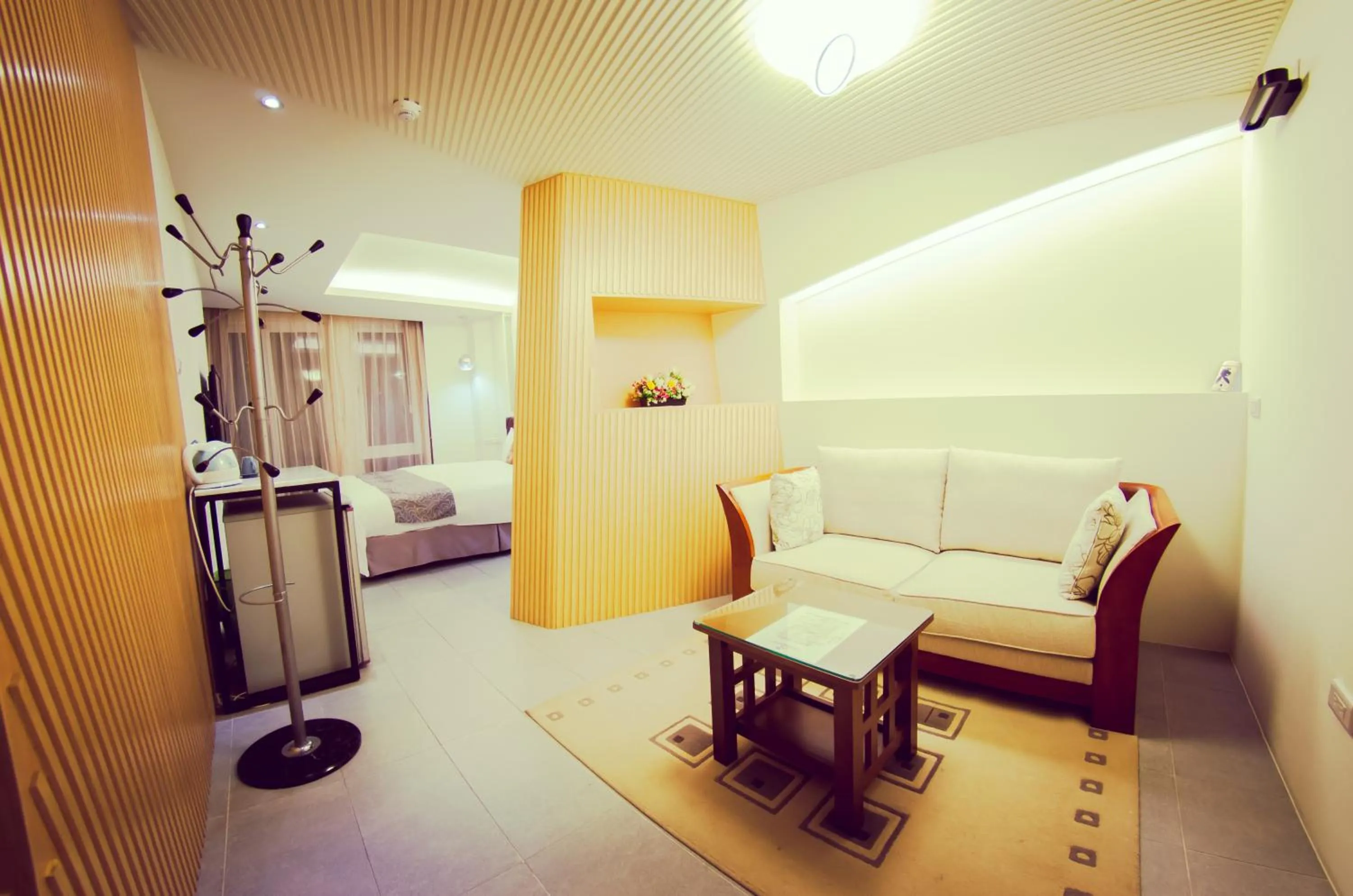 Bed in Sasa Nor Lamour B&B