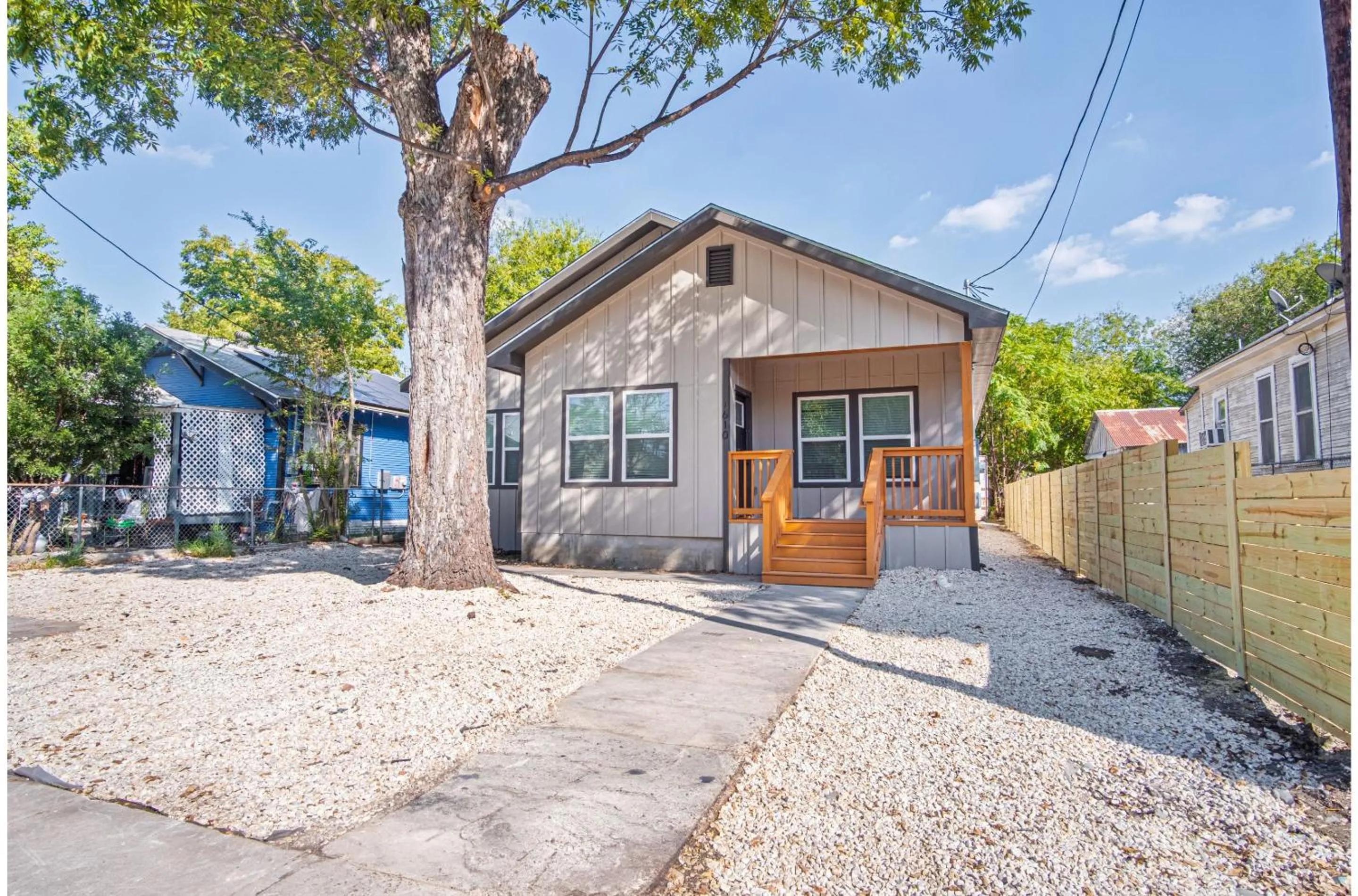 Urban Delight 4BR3BA Near City Center