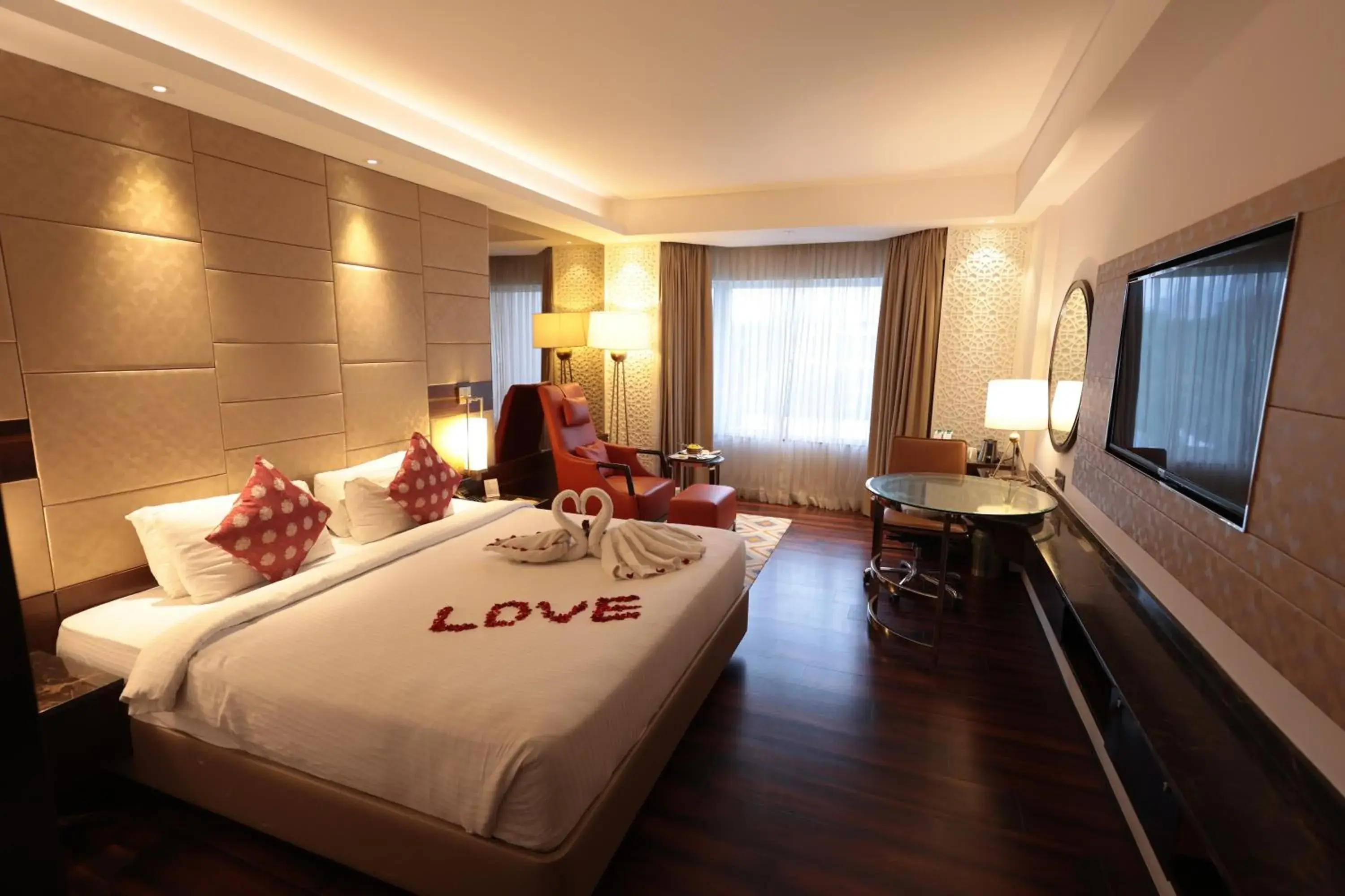 Bed in Cenneys Gateway - Pride of Salem Bed in Cenneys Gateway - Pride of Salem