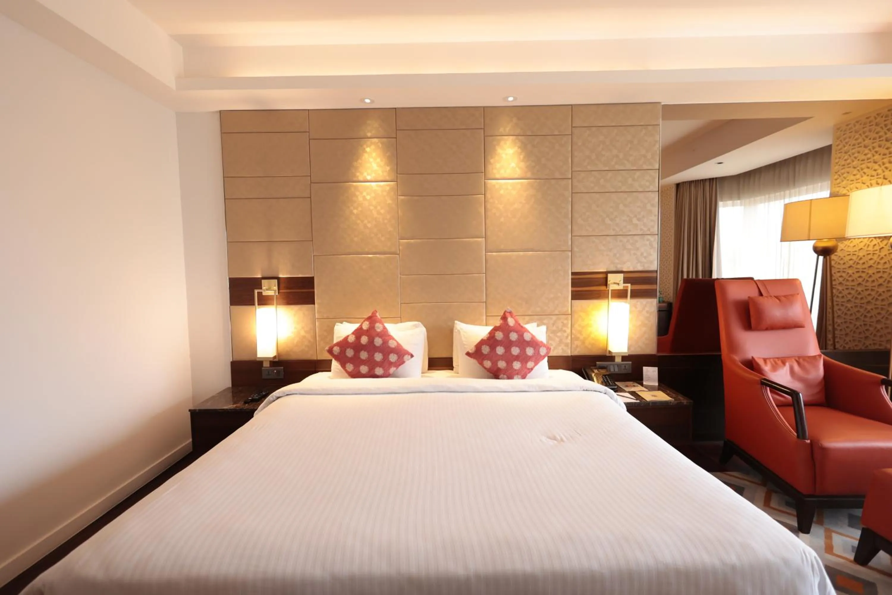 Bed in Cenneys Gateway - Pride of Salem