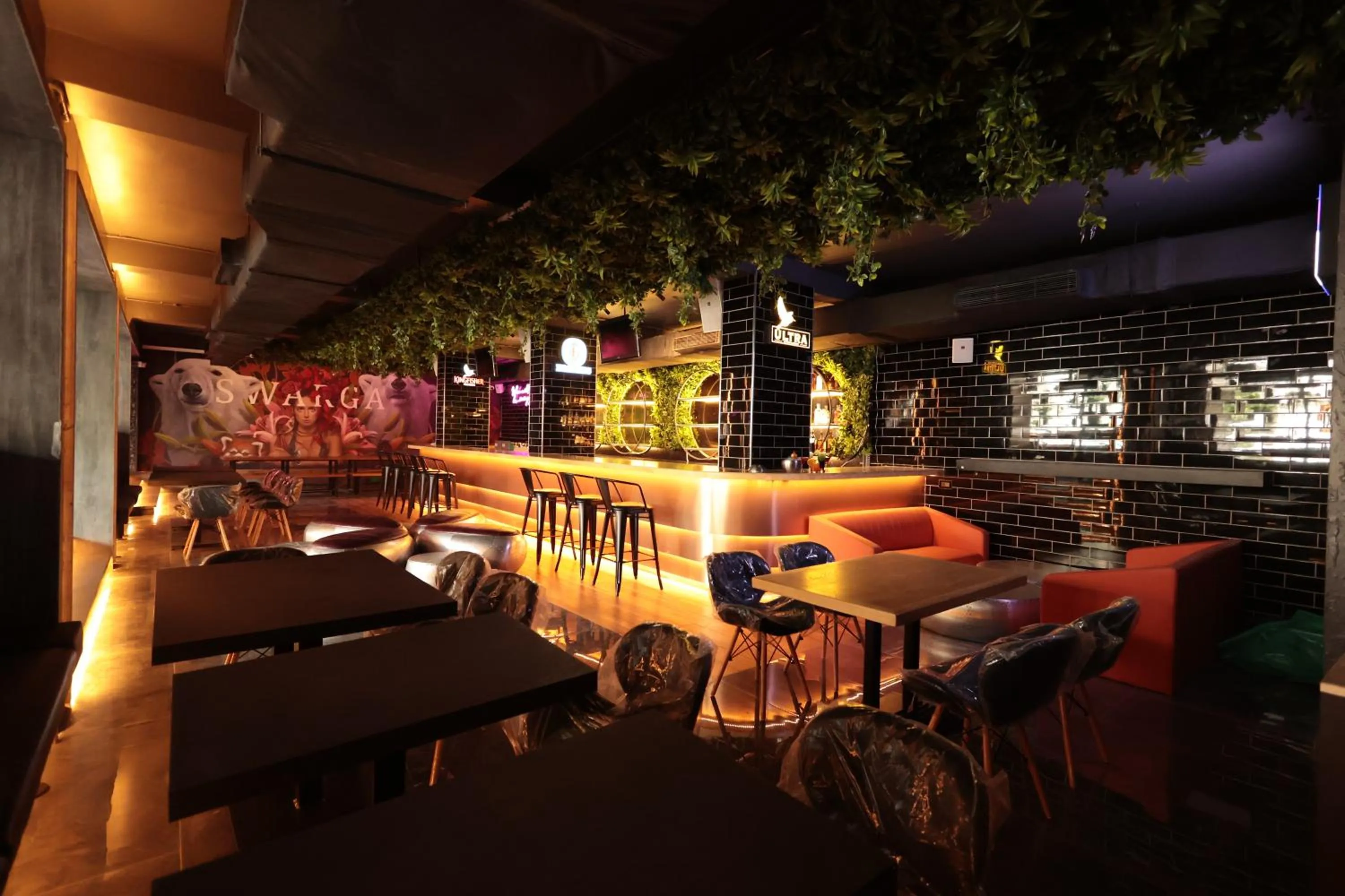 Restaurant/places to eat in Cenneys Gateway - Pride of Salem