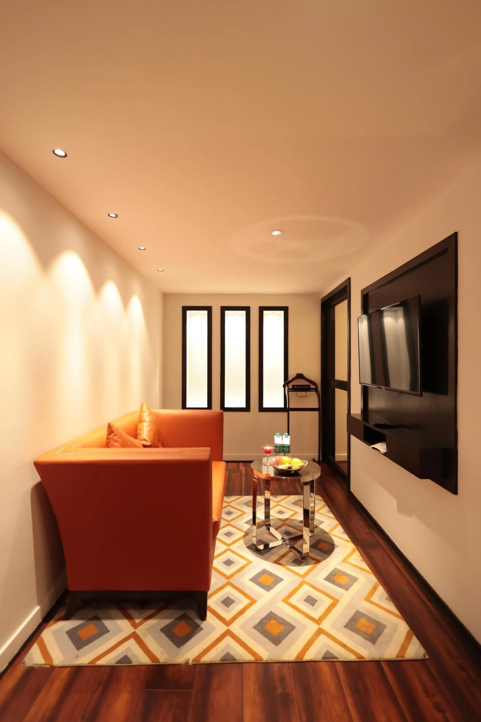 TV and multimedia in Cenneys Gateway - Pride of Salem