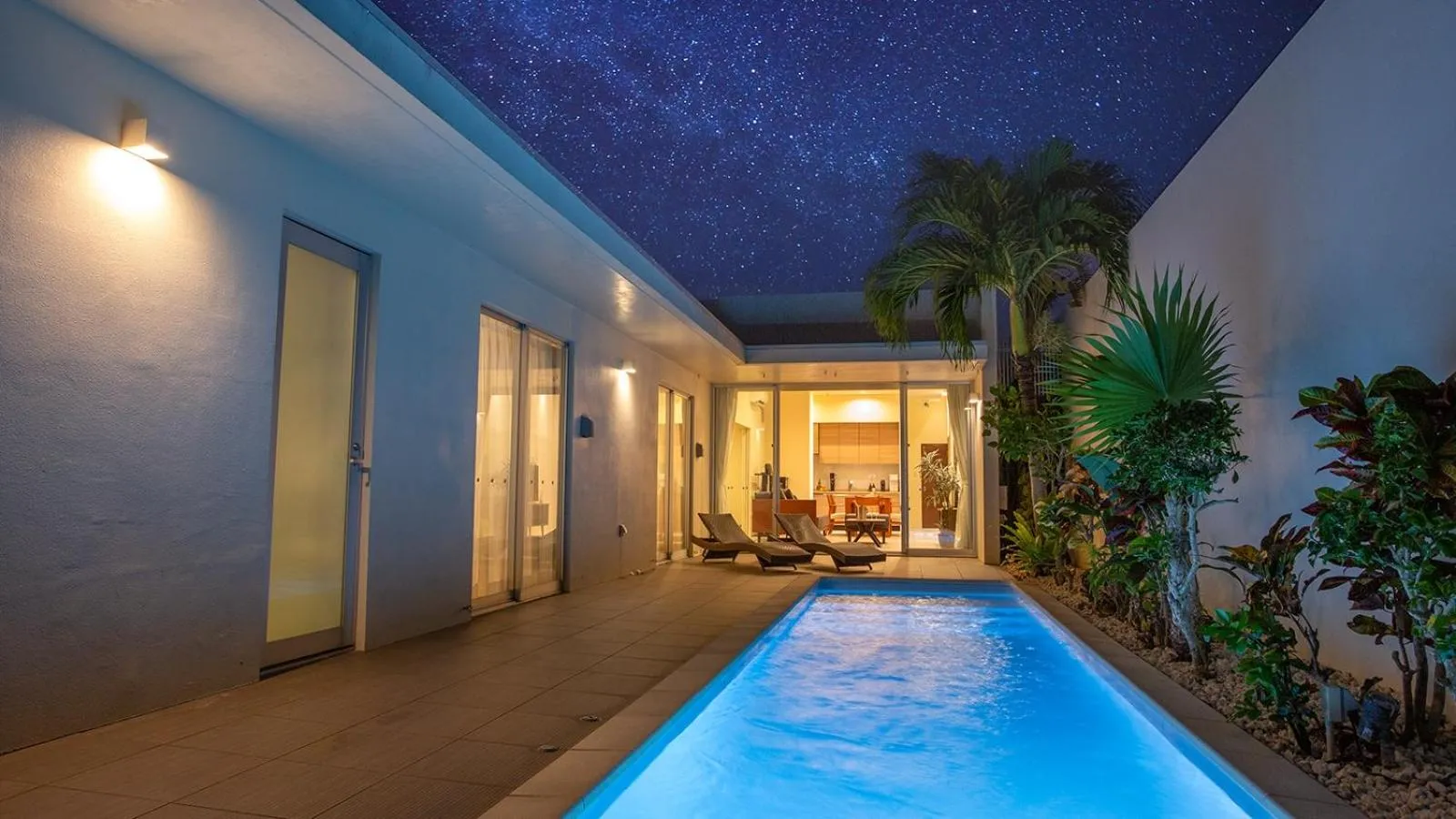 Property building in Feliz Villa Suite Miyakojima Ueno