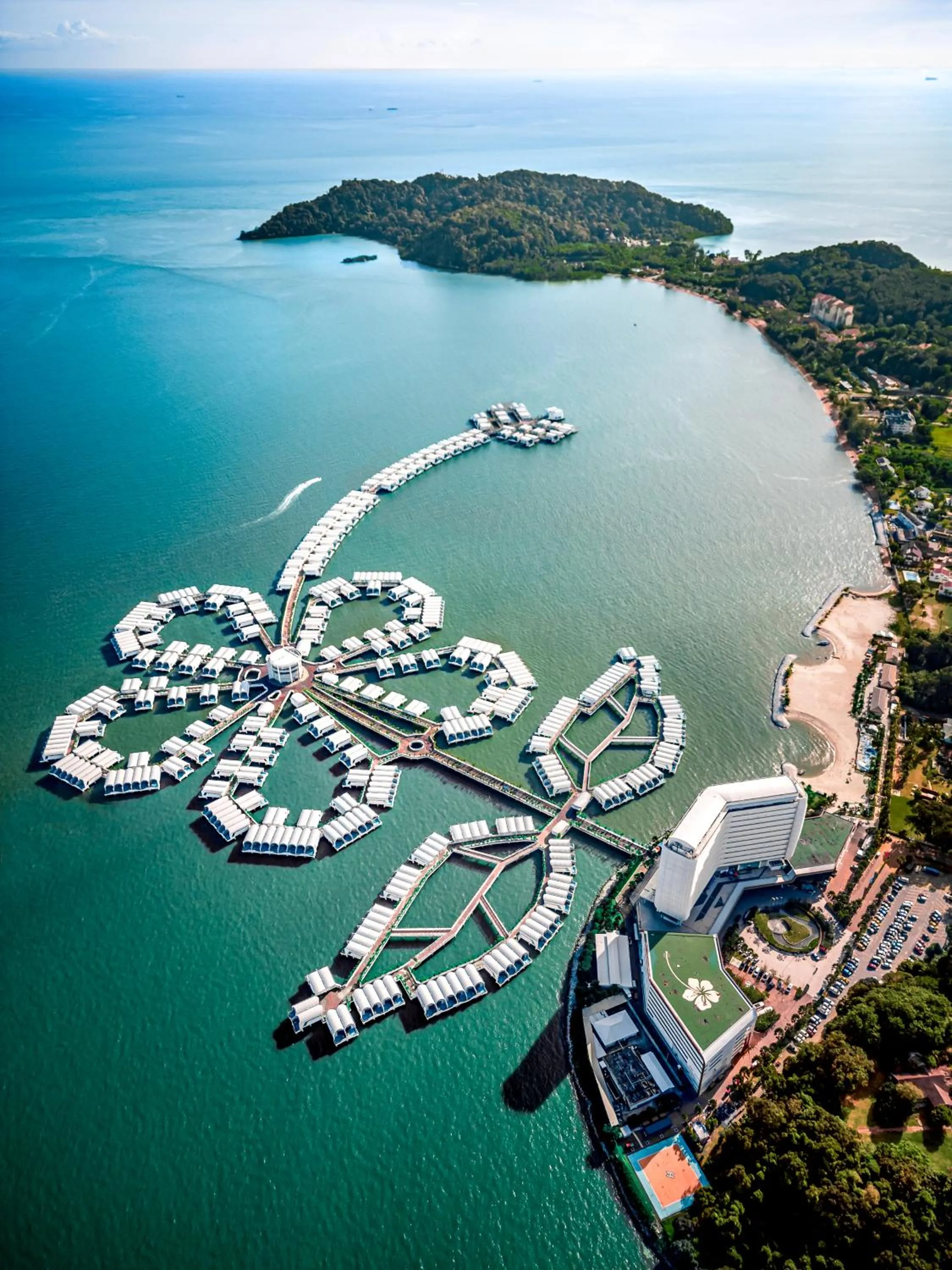 Property building in Lexis Hibiscus Port Dickson