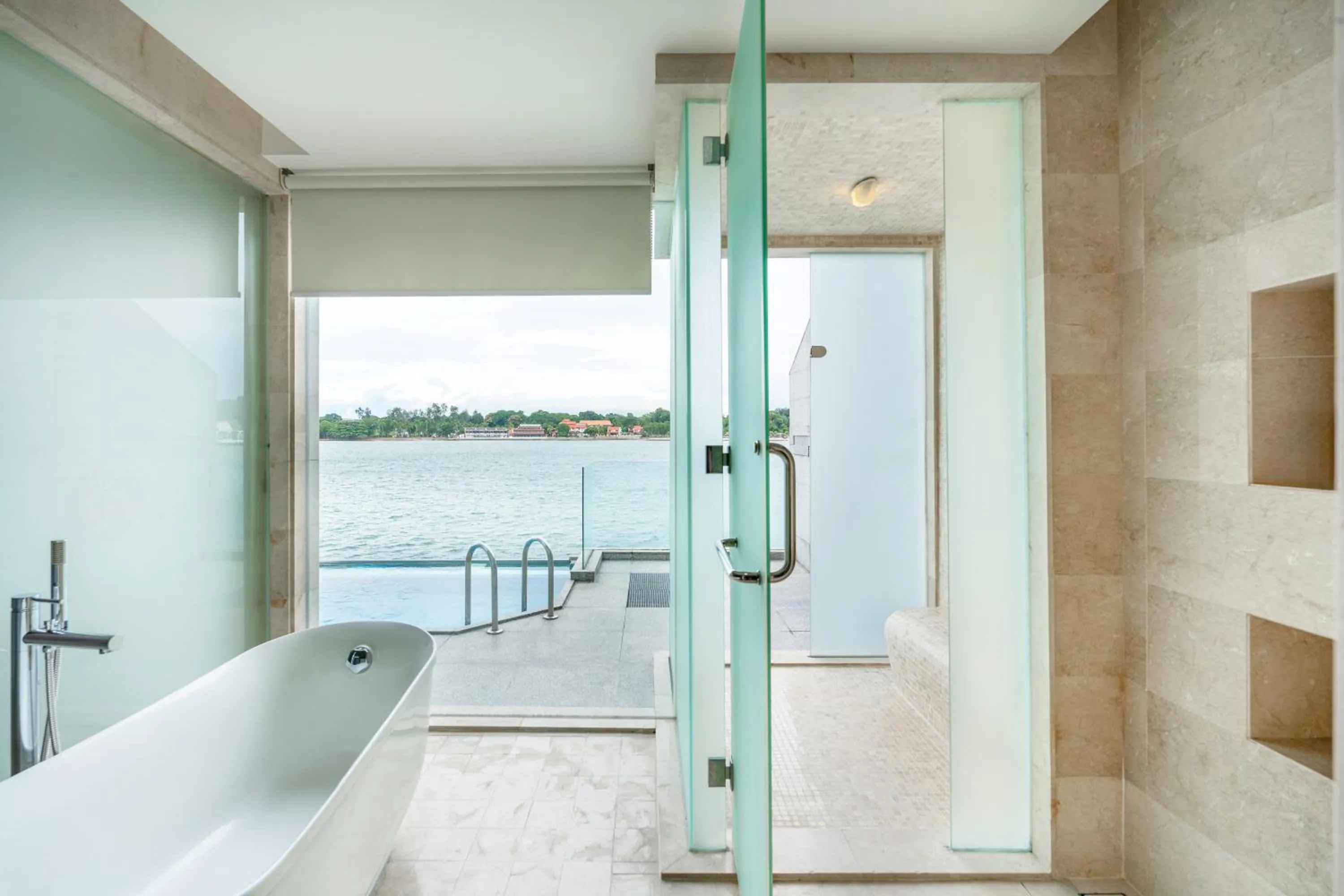 Shower in Lexis Hibiscus Port Dickson