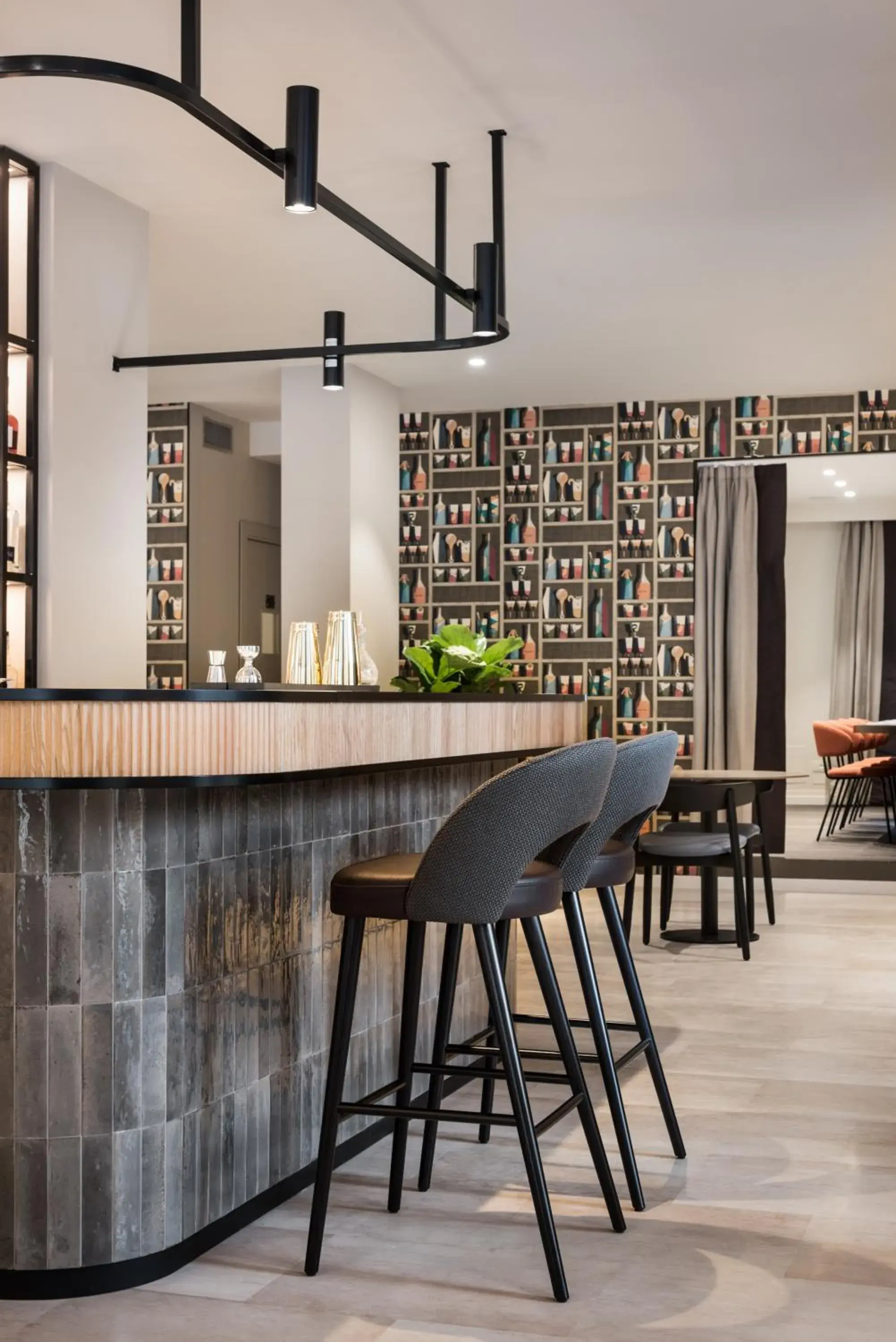 Lounge or bar in Ambasciatori Hotel Venice Mestre, Tapestry Collection by Hilton Lounge or bar in Ambasciatori Hotel Venice Mestre, Tapestry Collection by Hilton