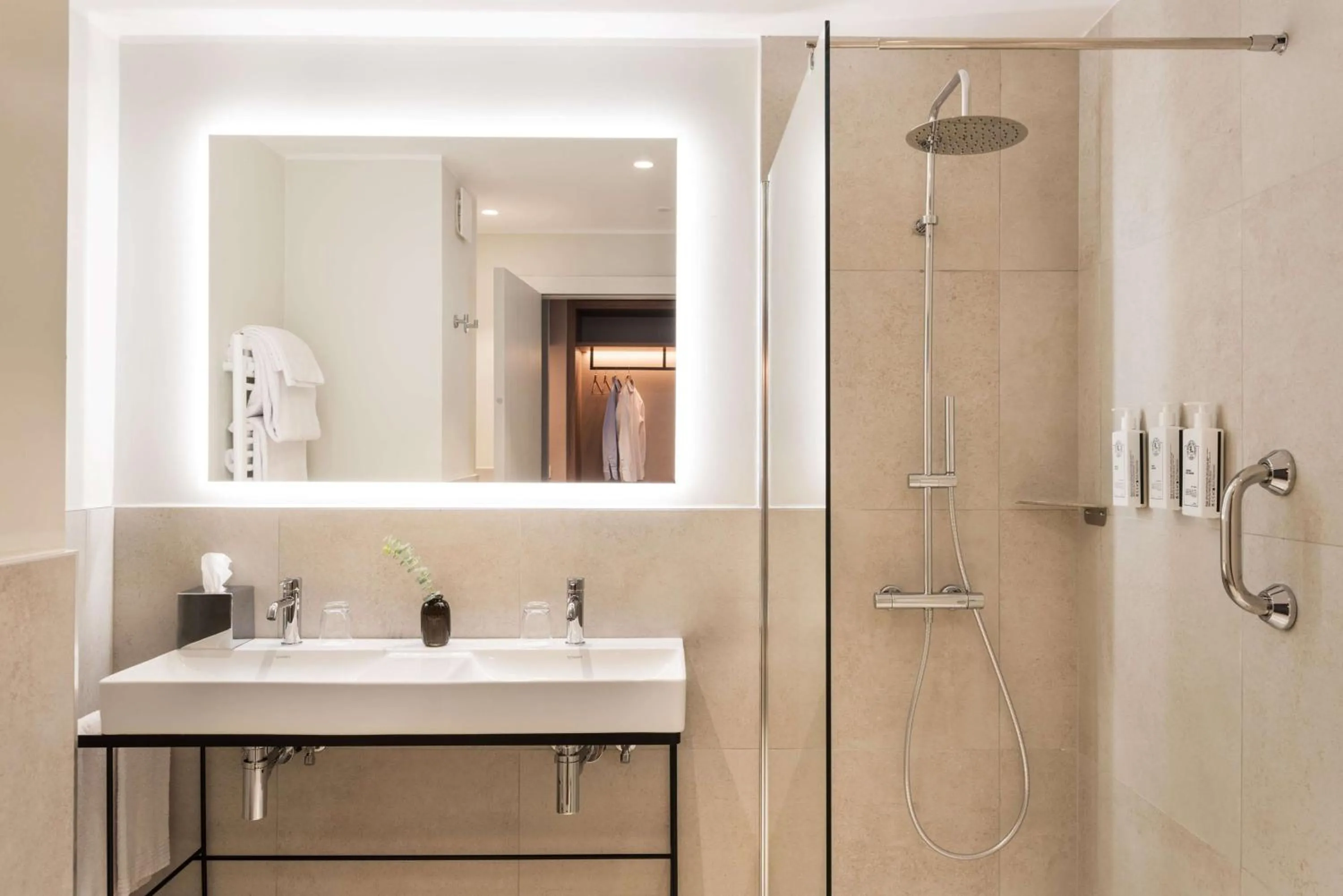 Bathroom in Ambasciatori Hotel Venice Mestre, Tapestry Collection by Hilton