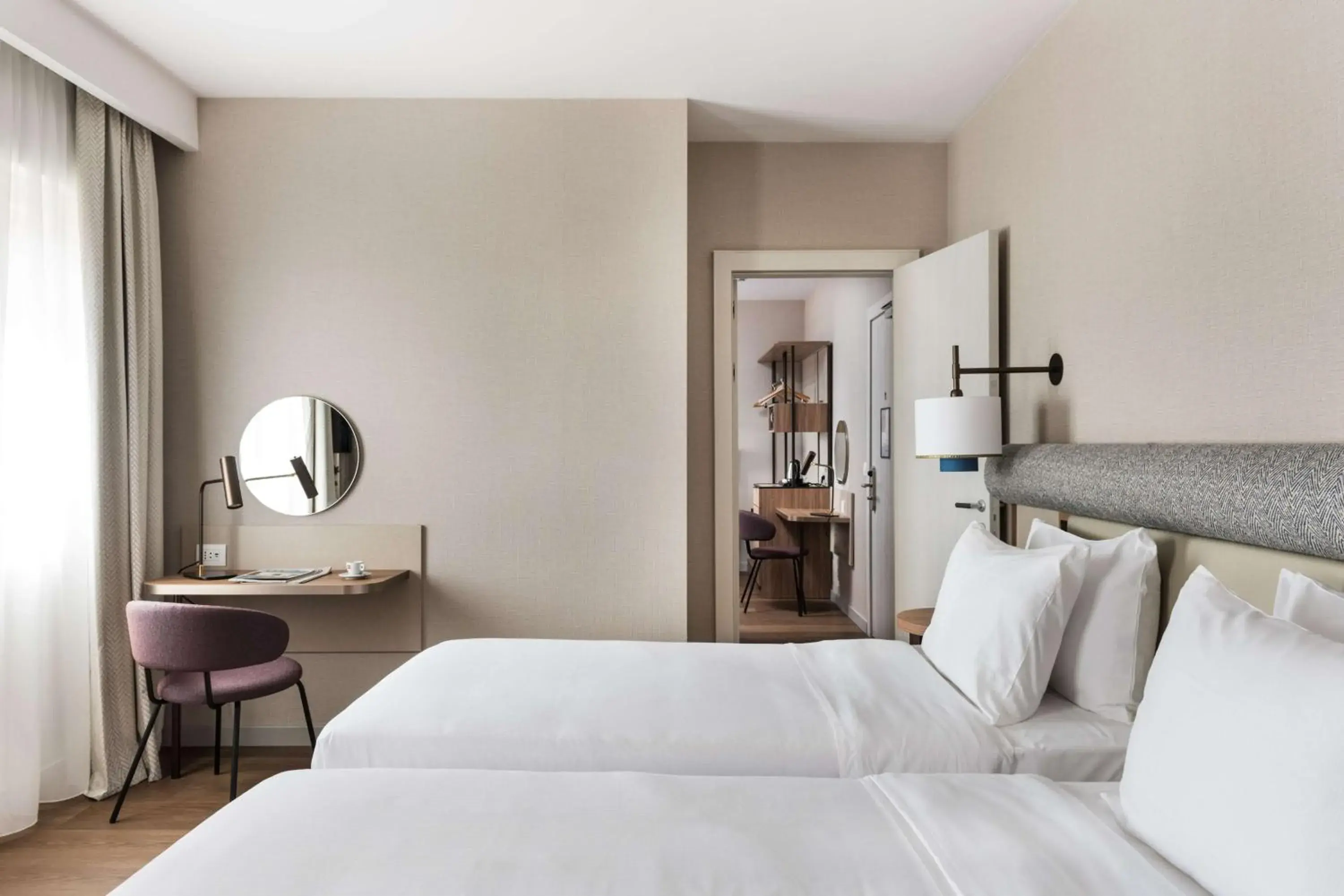 Bedroom, Bed in Ambasciatori Hotel Venice Mestre, Tapestry Collection by Hilton Bedroom, Bed in Ambasciatori Hotel Venice Mestre, Tapestry Collection by Hilton