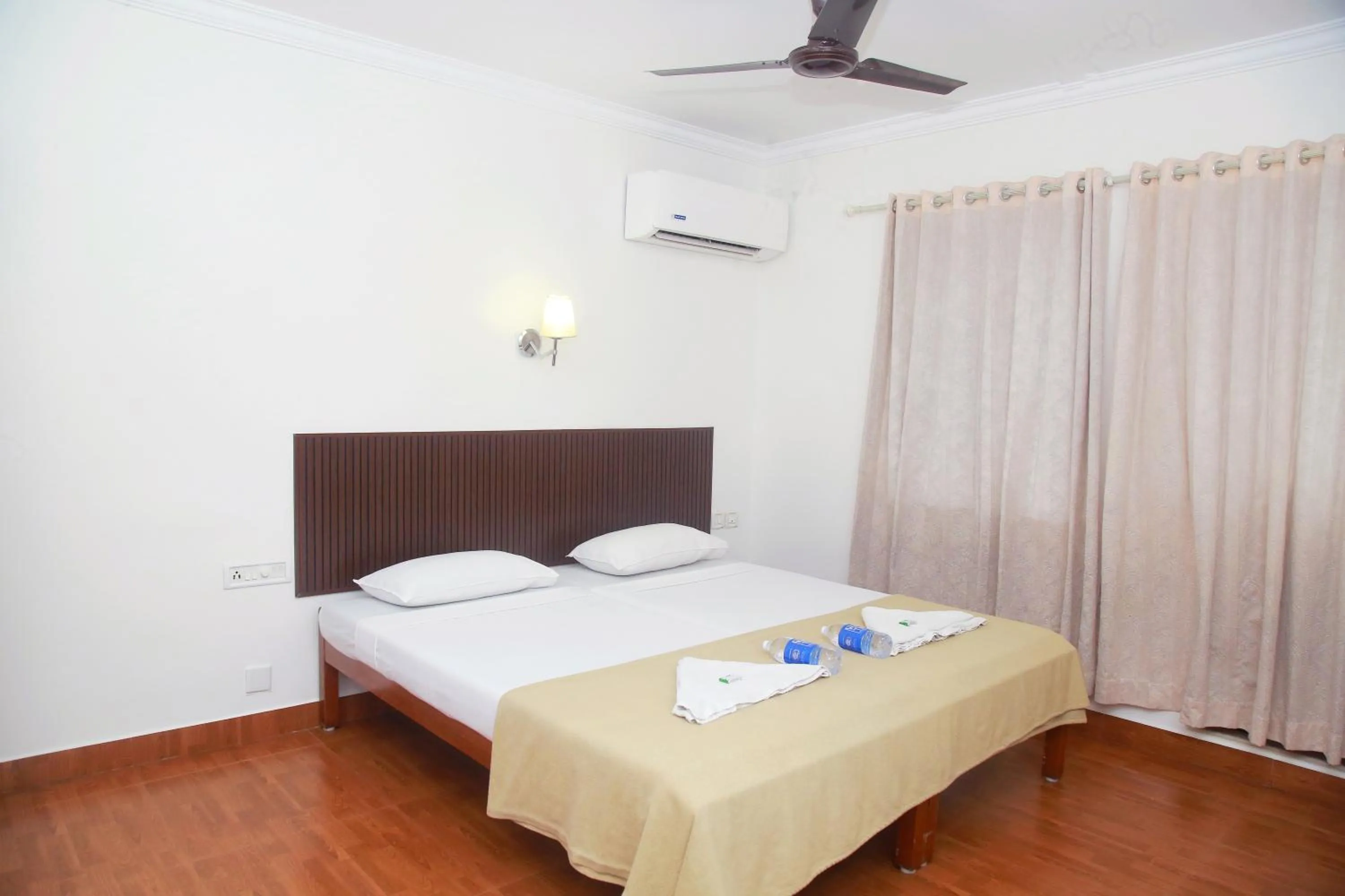 Bed in Hotel Srinivas