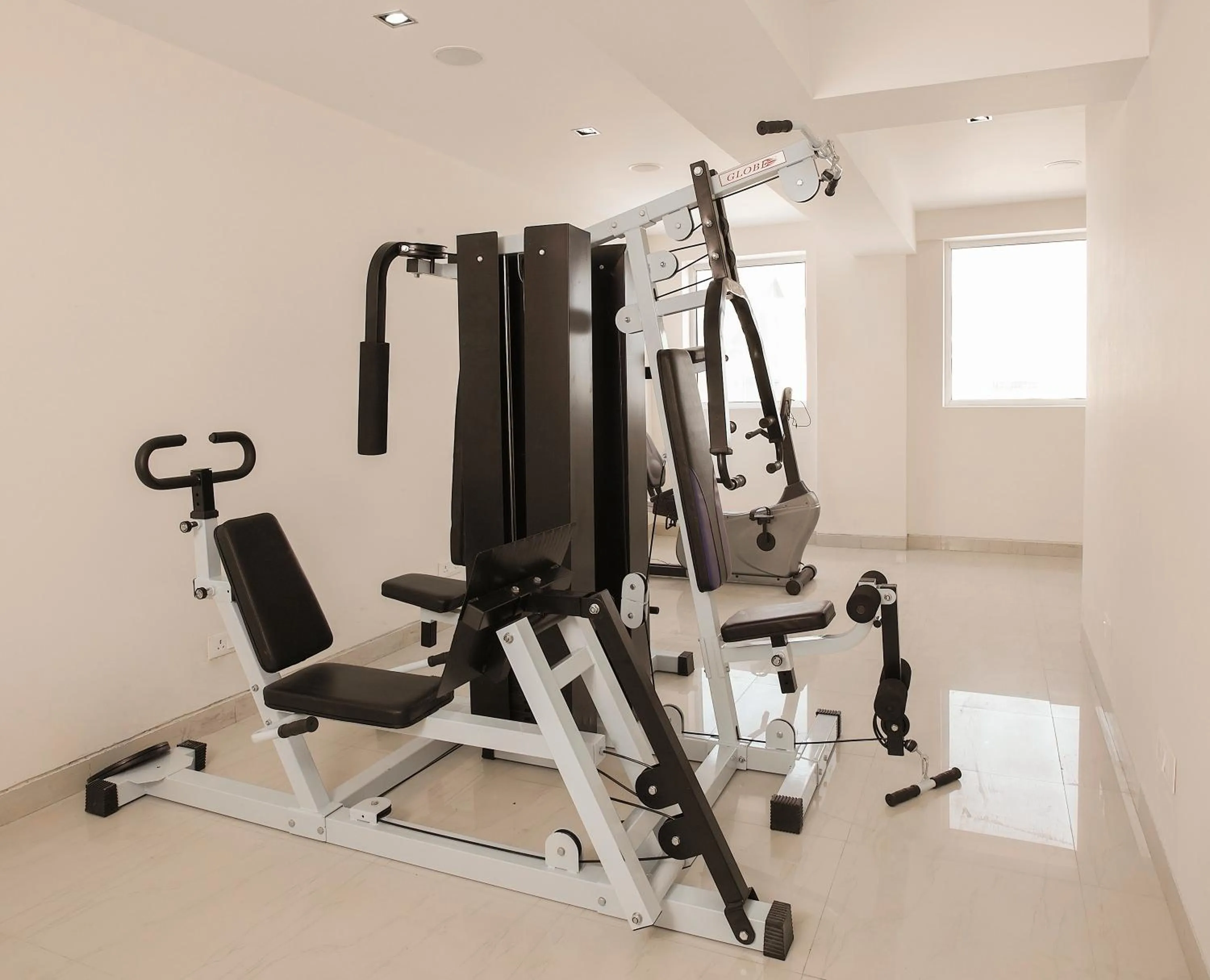 Fitness centre/facilities in Days Hotel By Wyndham Neemrana