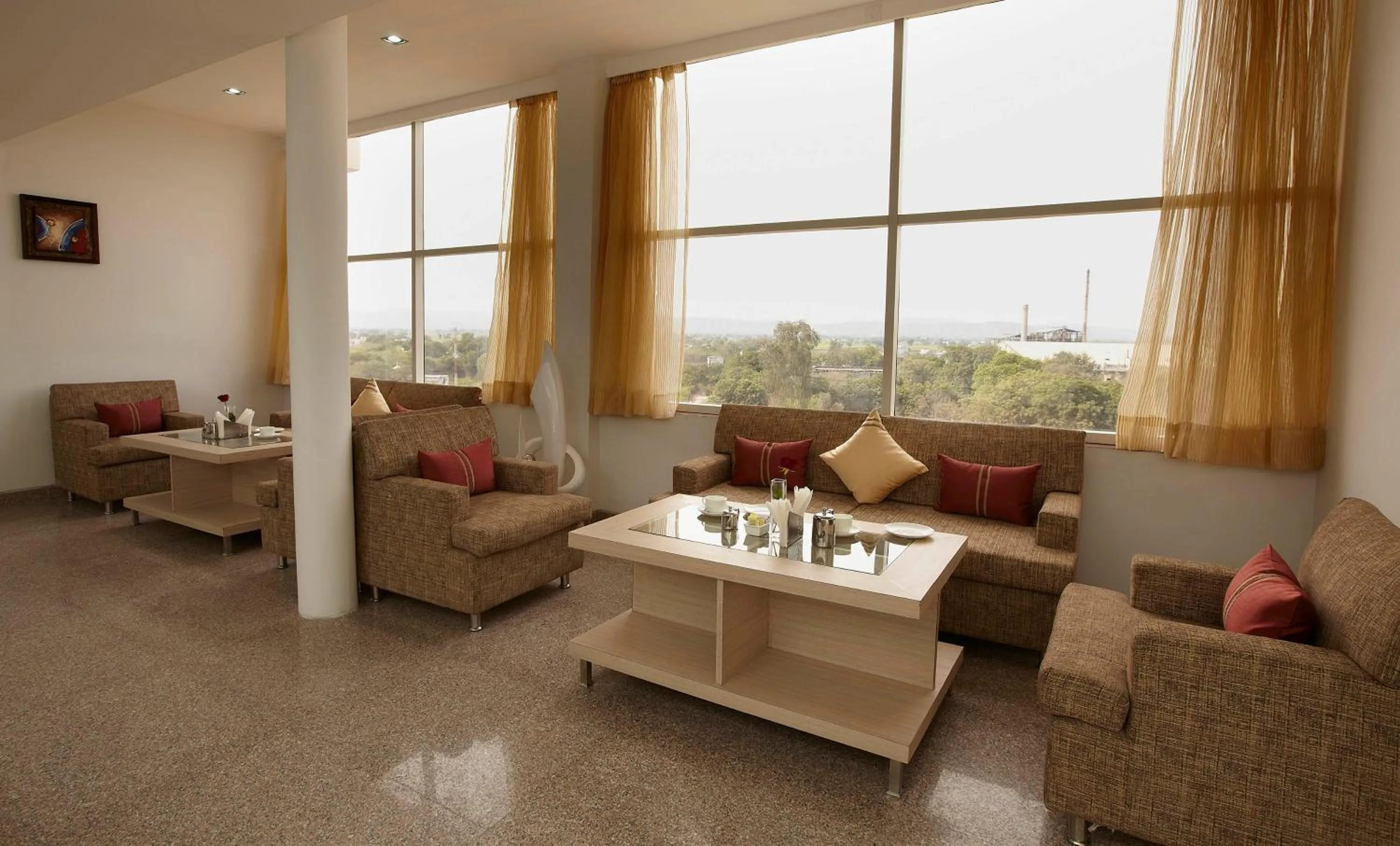 Lobby or reception in Days Hotel By Wyndham Neemrana