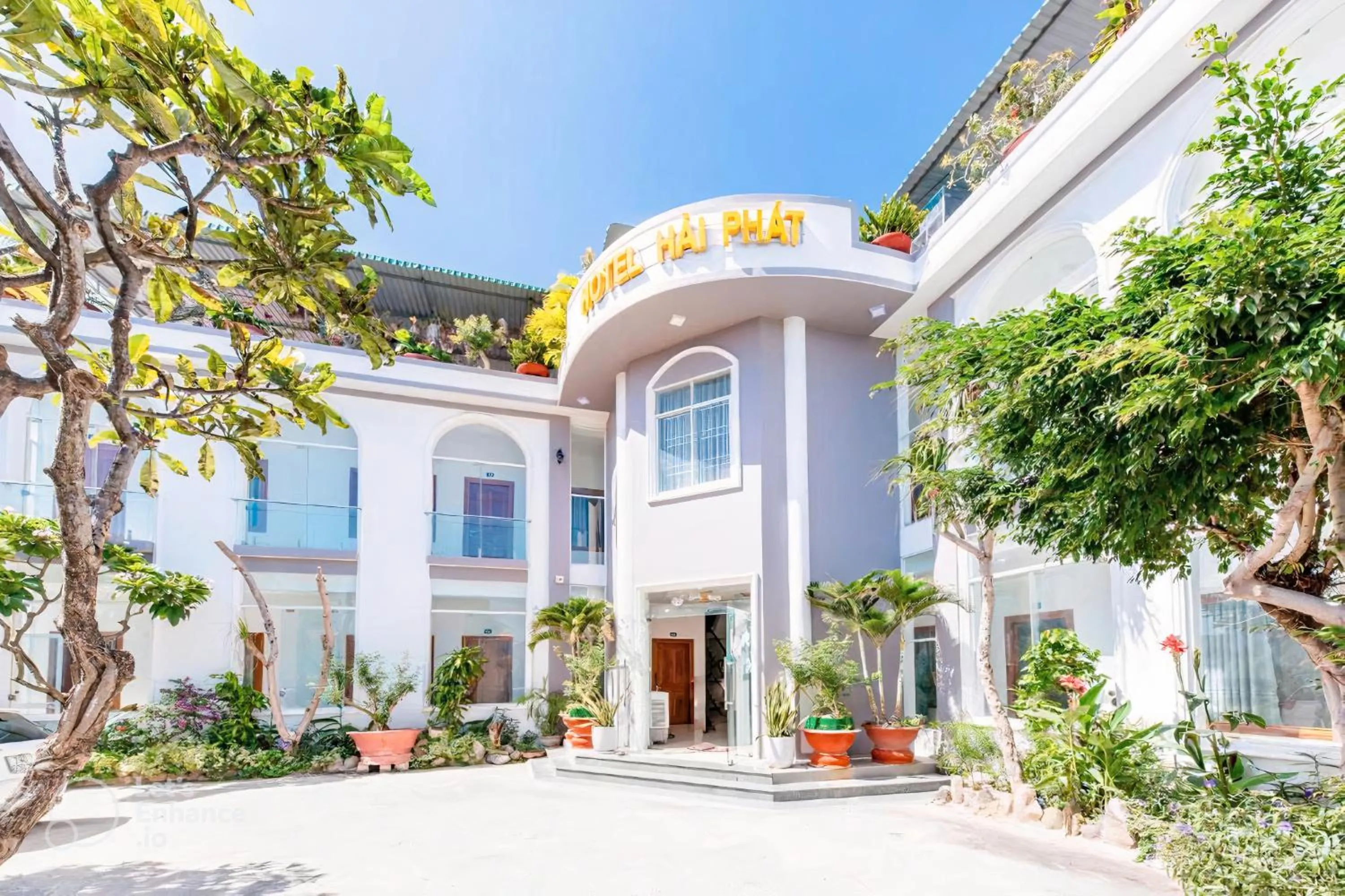 Property building in Hải Phát Hotel