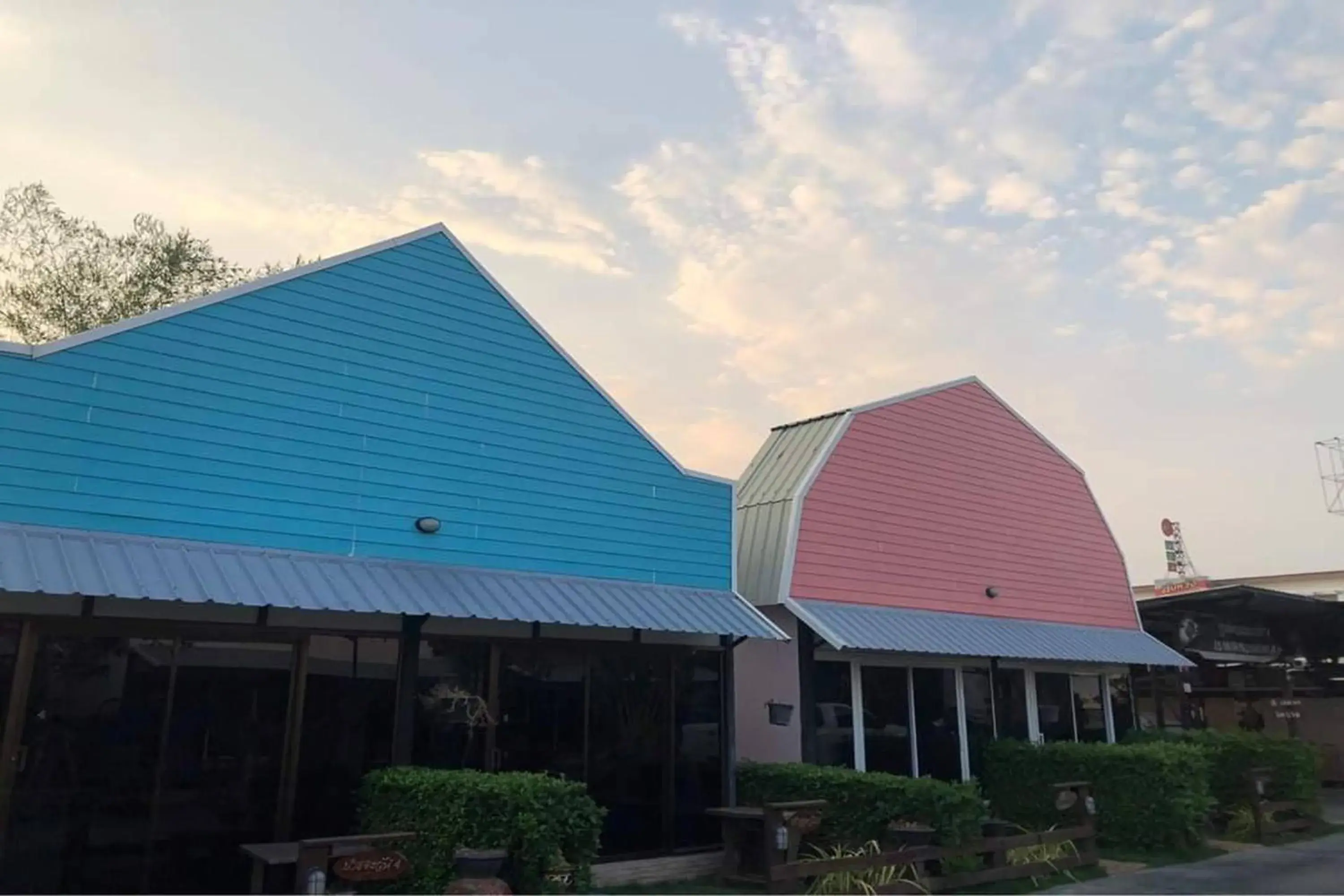 Property building in Pai Tawan Resort Hotel - Pet friendly Property building in Pai Tawan Resort Hotel - Pet friendly