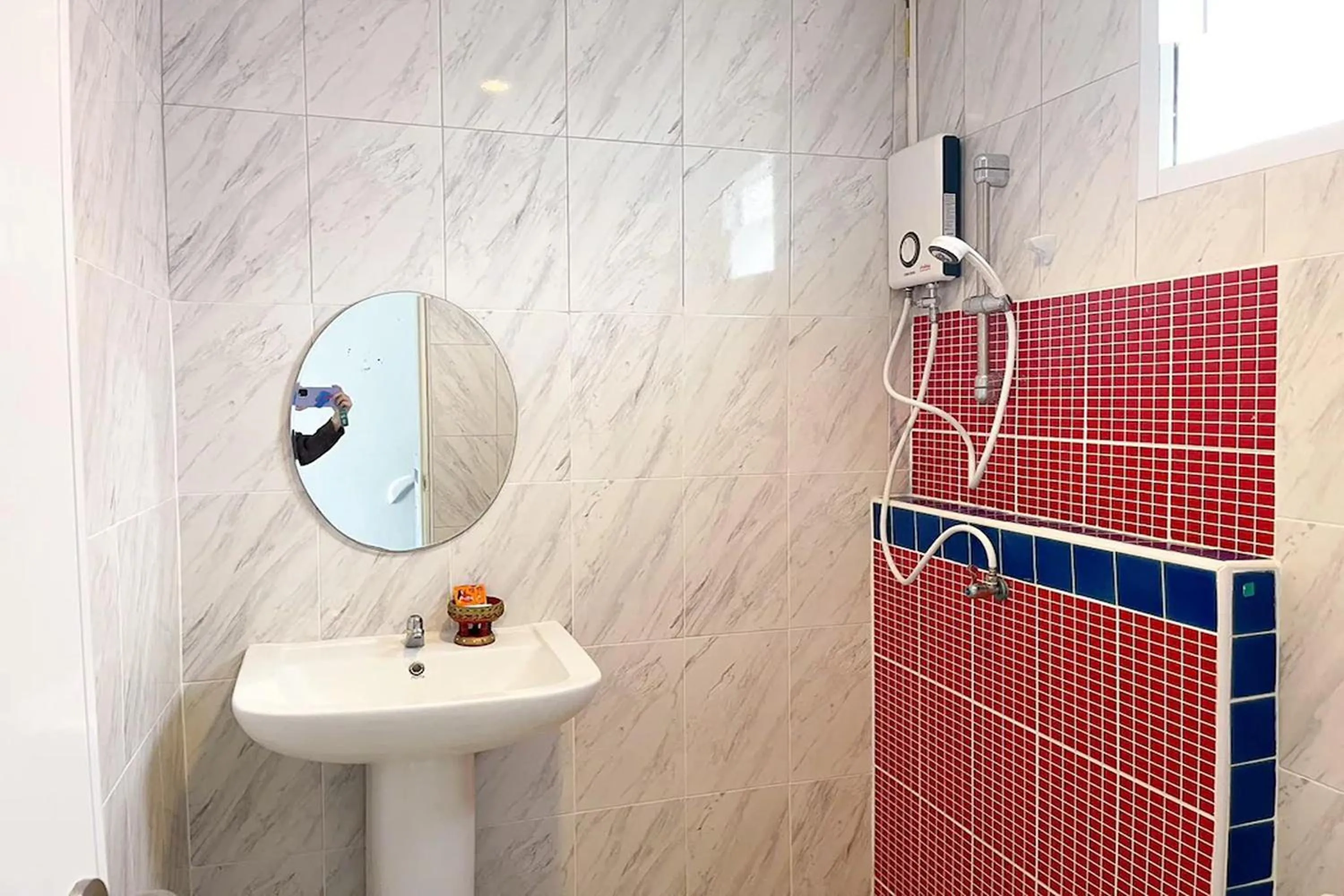 Bathroom in Pai Tawan Resort Hotel - Pet friendly