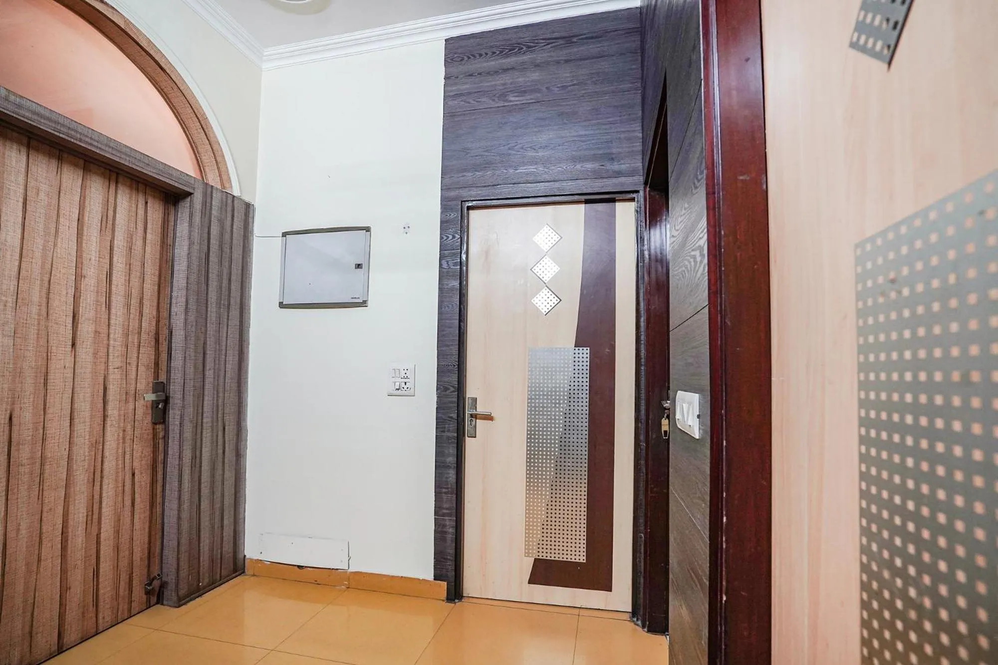 Lobby or reception in FabHotel Rivlet Premium - Nr Jama Masjid and Red Fort