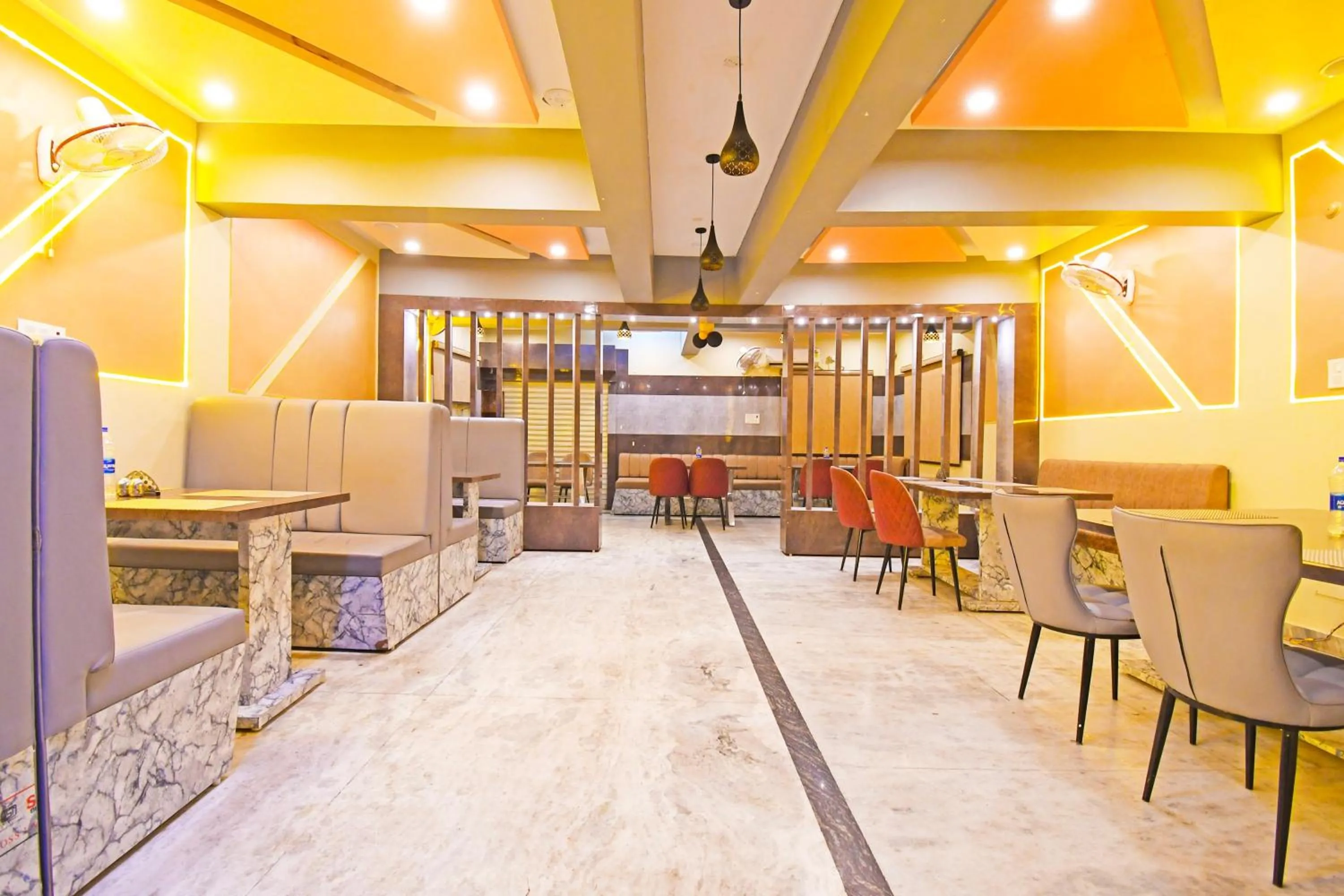 Lobby or reception in Hotel O Atithi Restro And Cafe