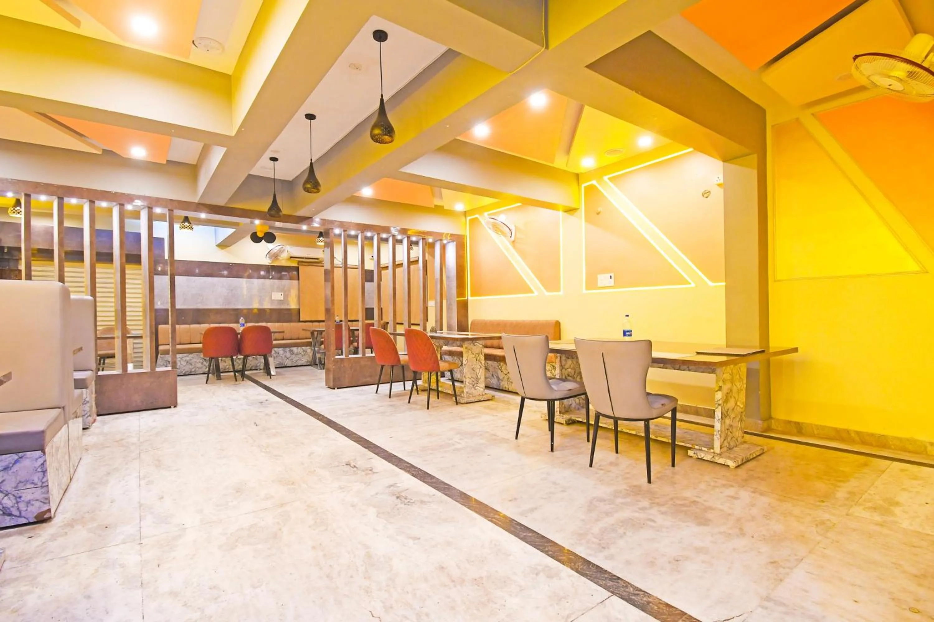 Lobby or reception in Hotel O Atithi Restro And Cafe