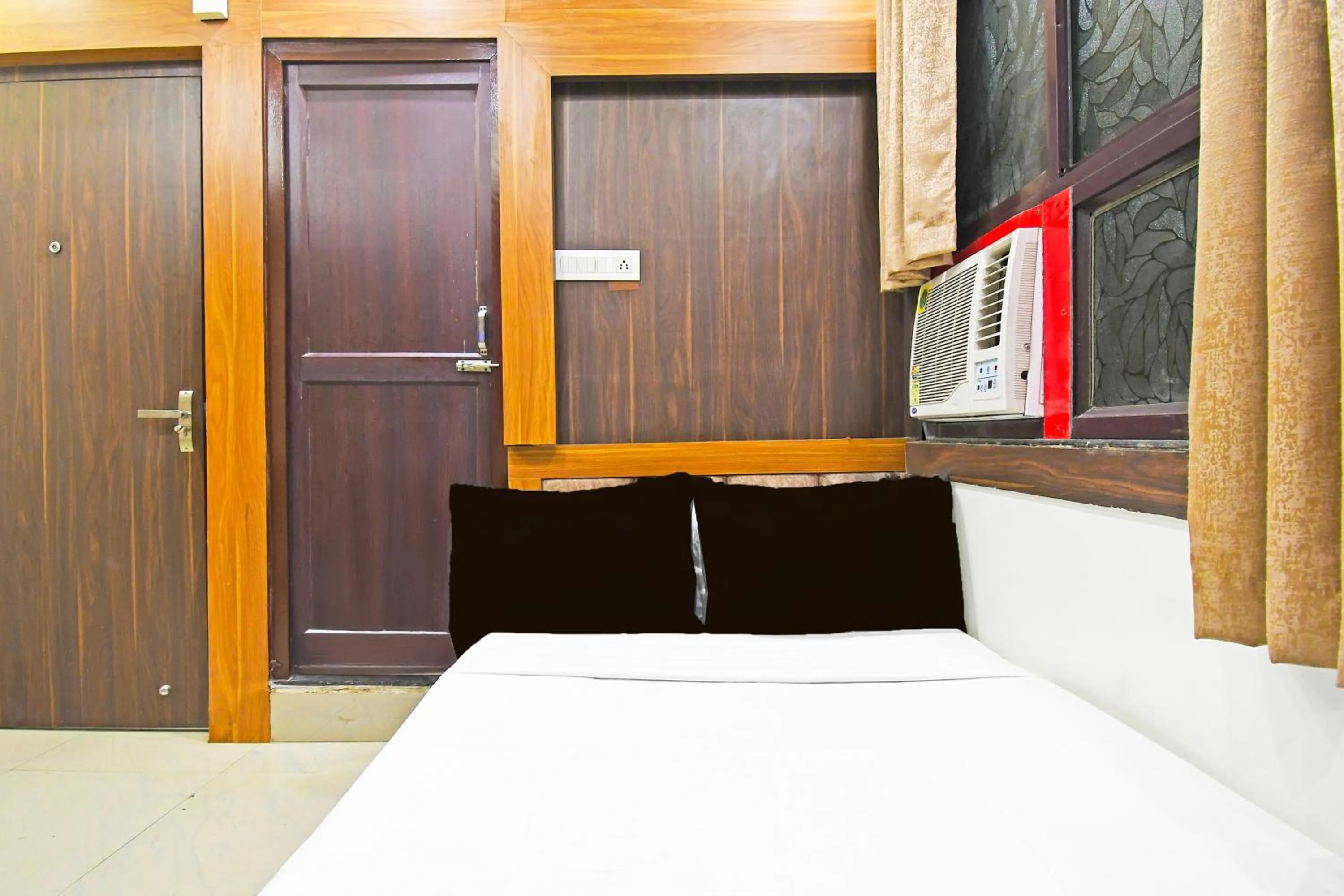 Bedroom, Bed in Hotel O Atithi Restro And Cafe
