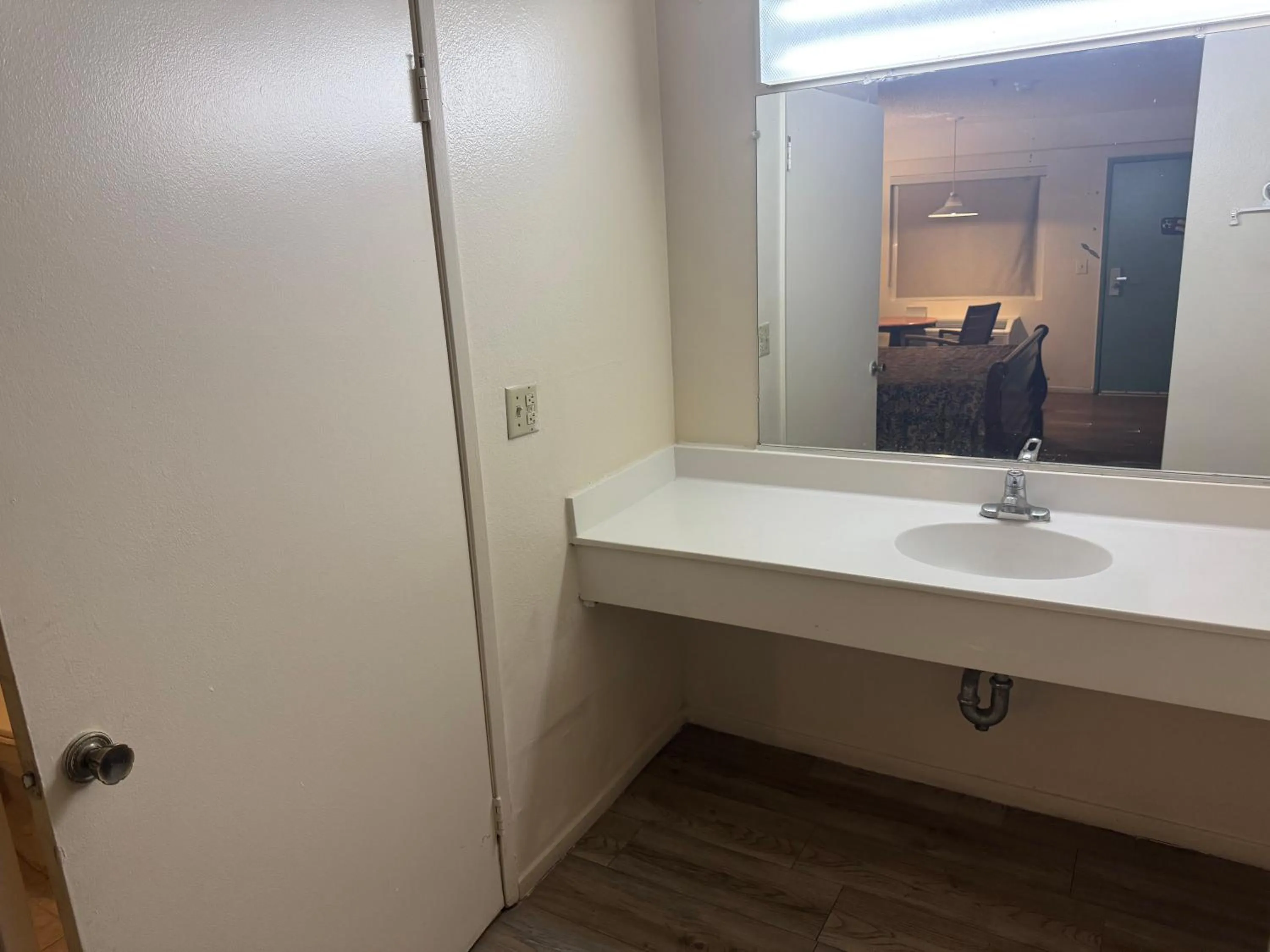 Best Star Inn - Montebello, Los Angeles