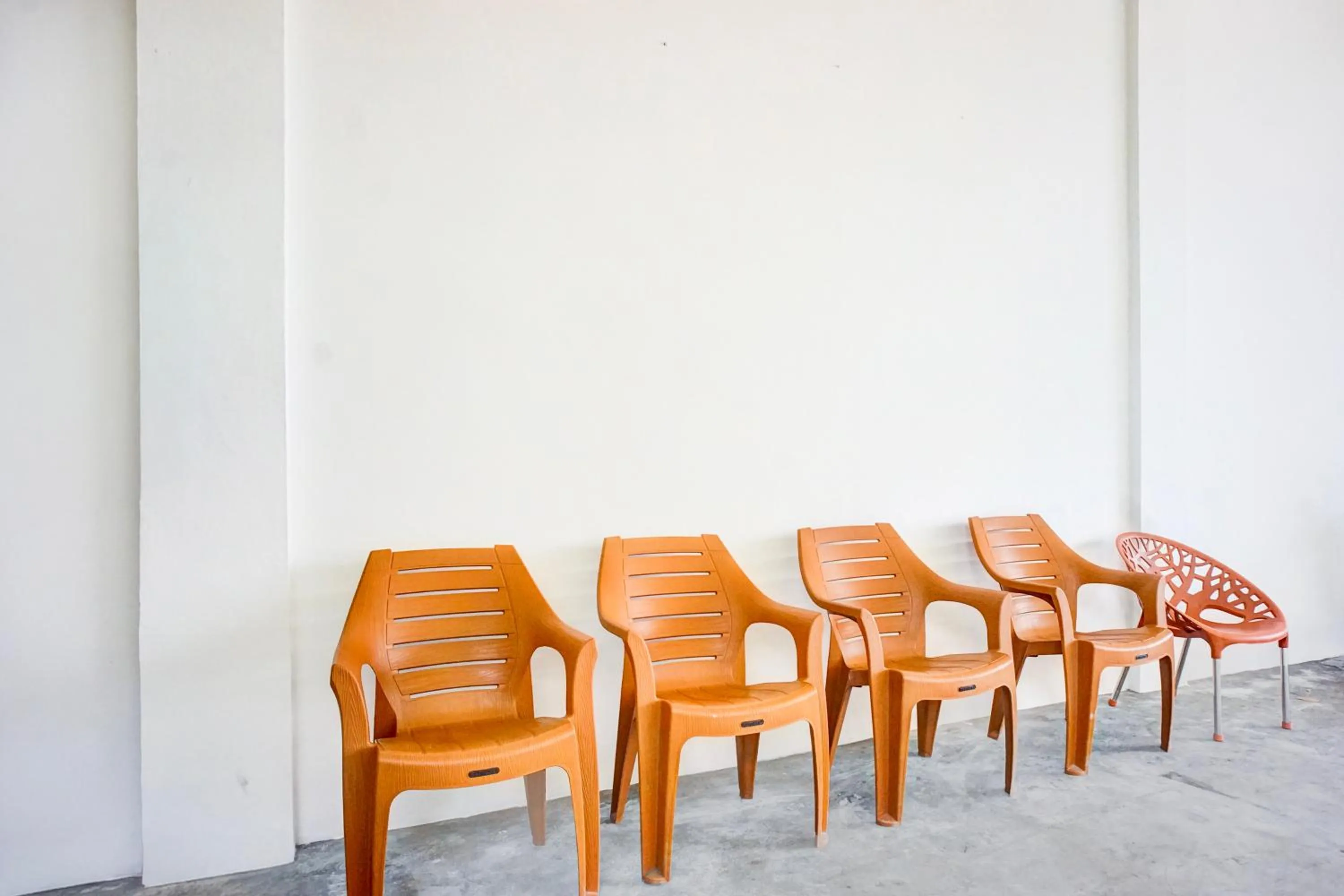 Seating area in Hotel O Medan Timur Near Rsu Madani
