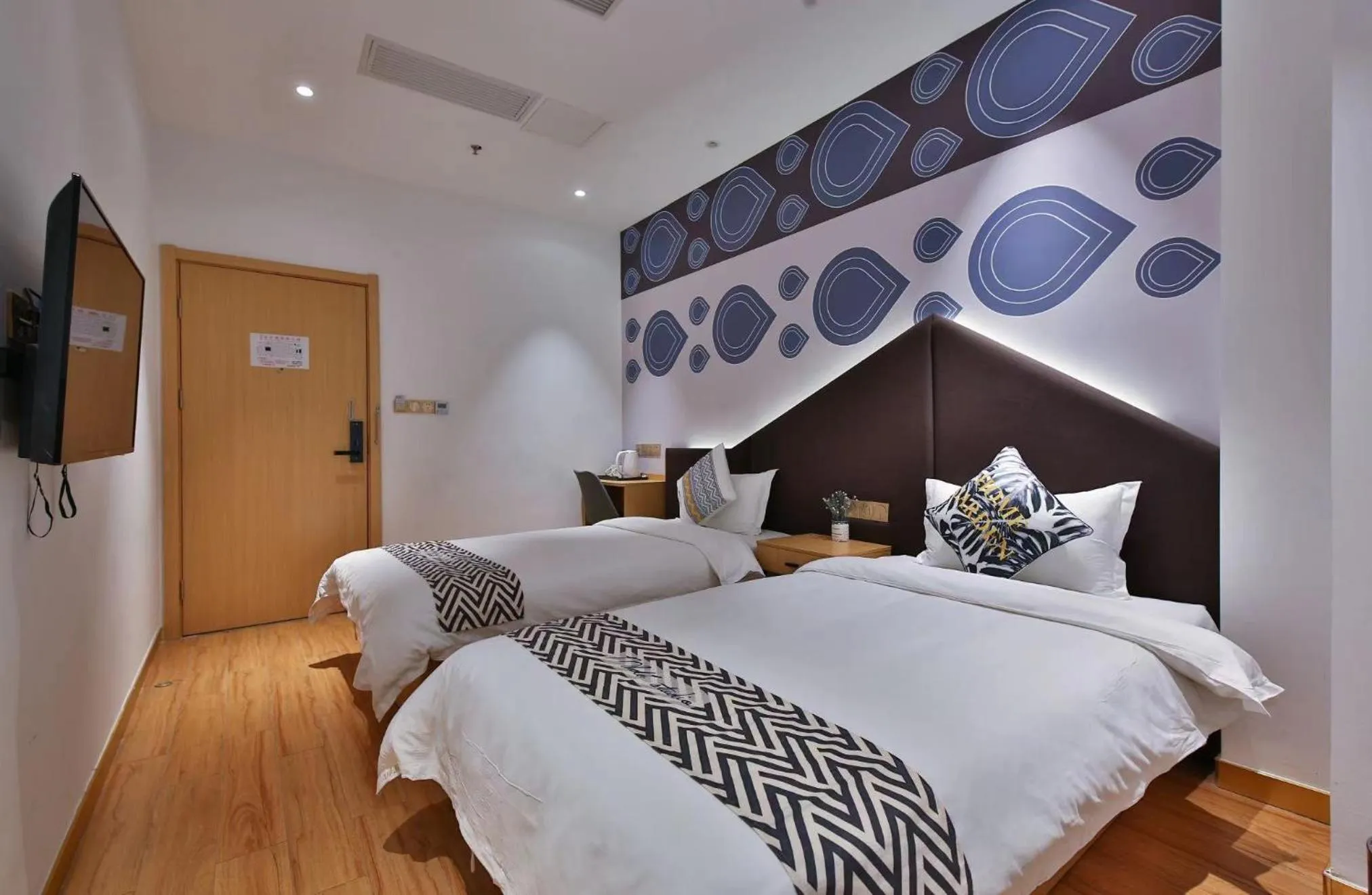 Bed in Shanghai Pengpai Art Youth Hotel