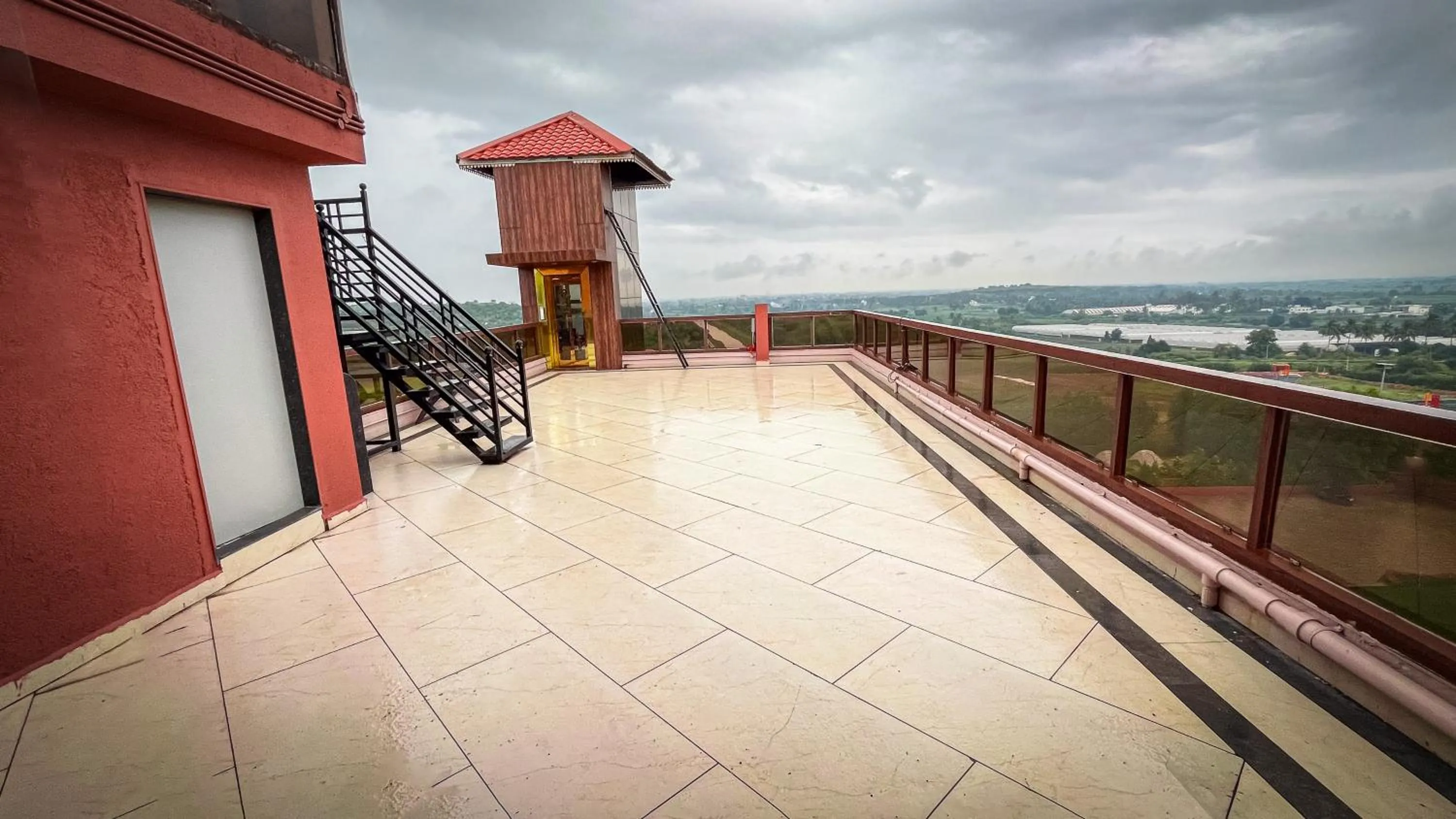 Balcony/Terrace in Regenta Bharti Amusement & Adventure Resort Pune, Urulikanchan