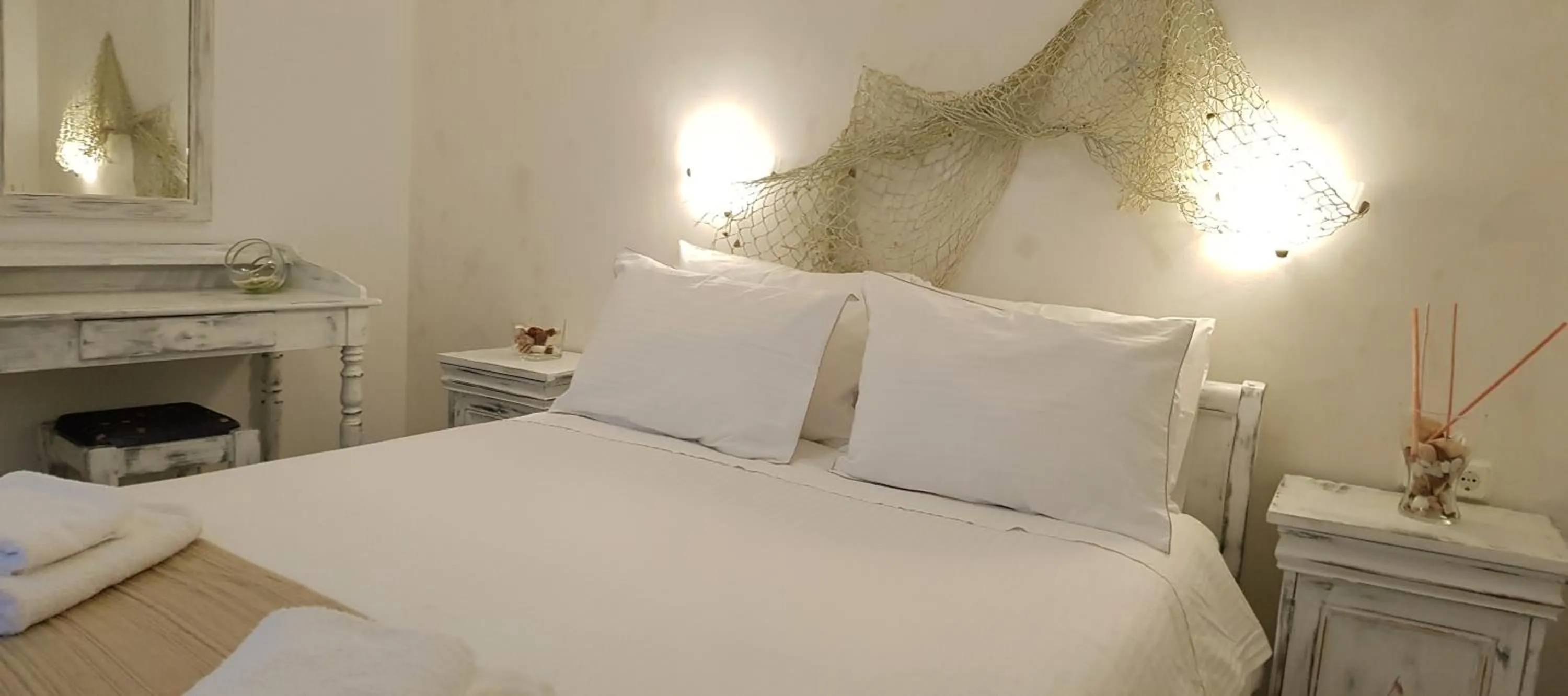 Bedroom, Bed in Paros Paradise Apartments