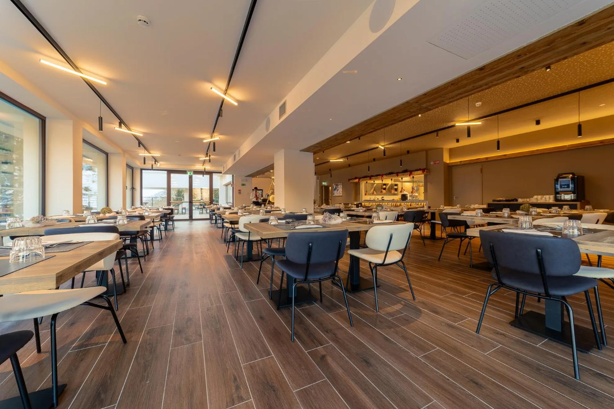 Restaurant/places to eat in Riserva Bianca Limone Hotel & SPA