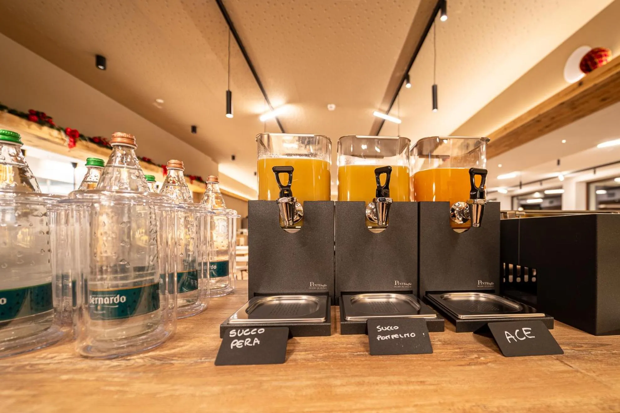Restaurant/places to eat in Riserva Bianca Limone Hotel & SPA