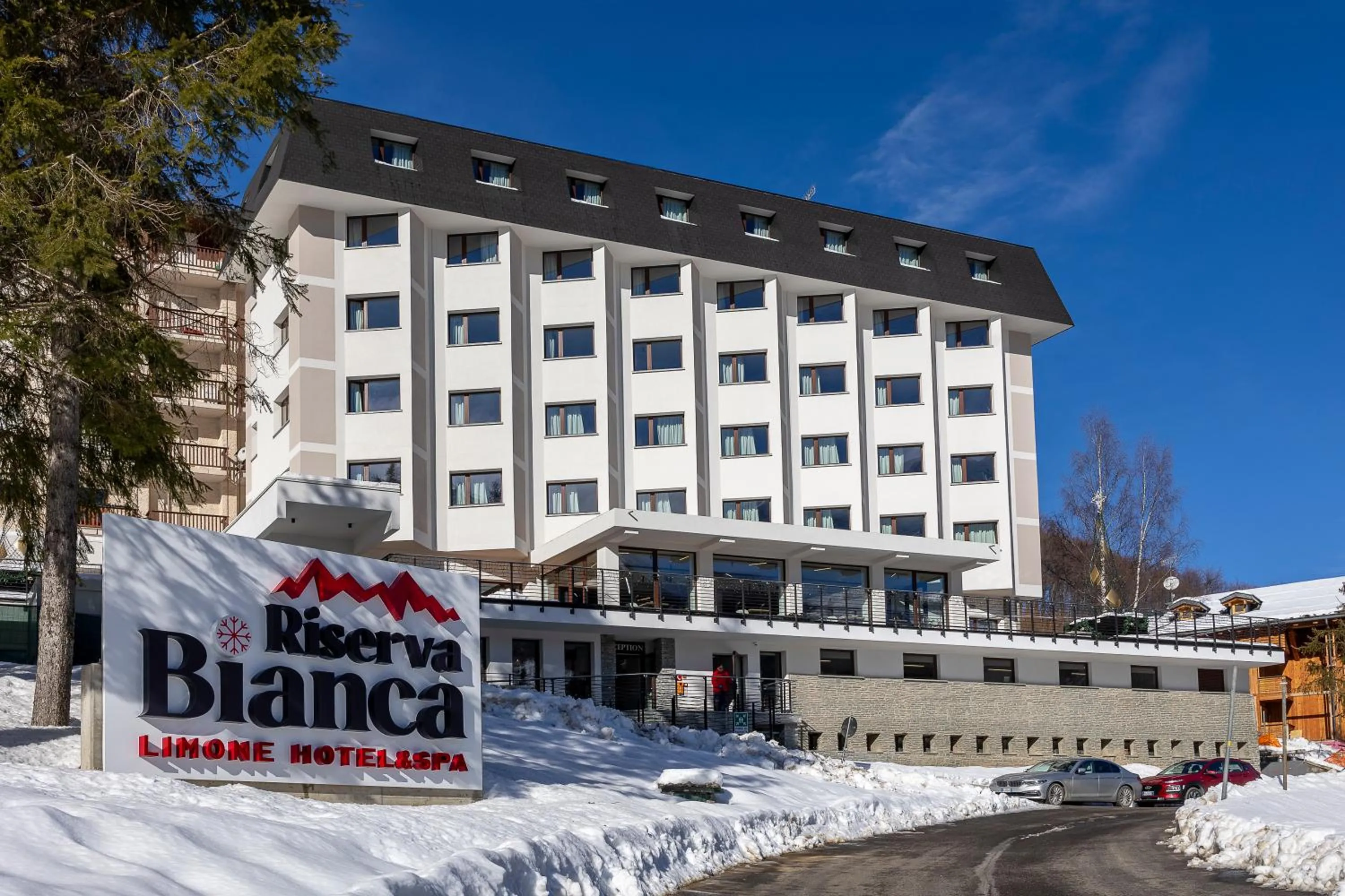 Property building in Riserva Bianca Limone Hotel & SPA