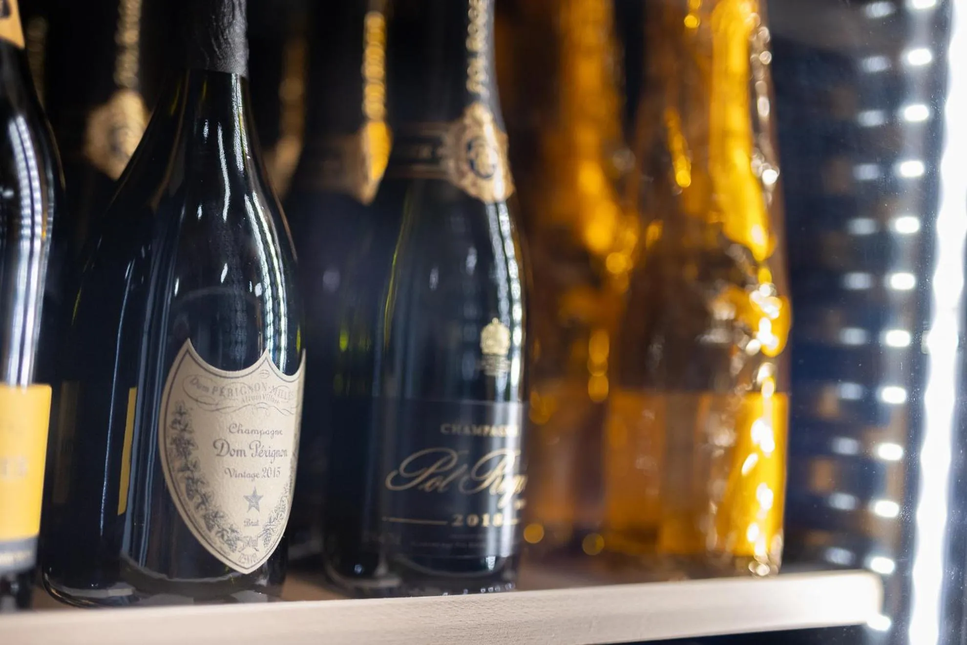 Alcoholic drinks in Riserva Bianca Limone Hotel & SPA