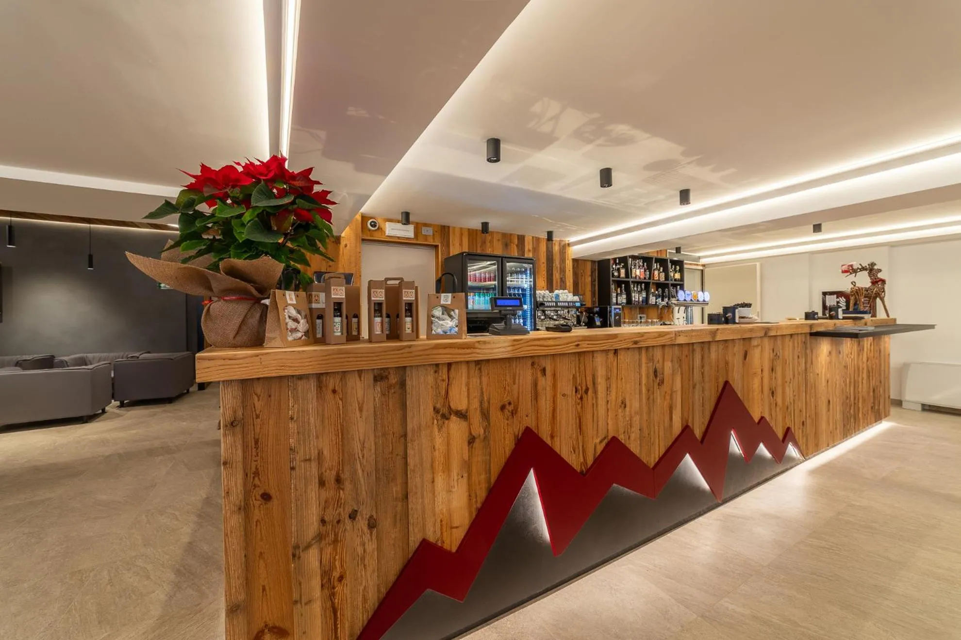 Lounge or bar in Riserva Bianca Limone Hotel & SPA
