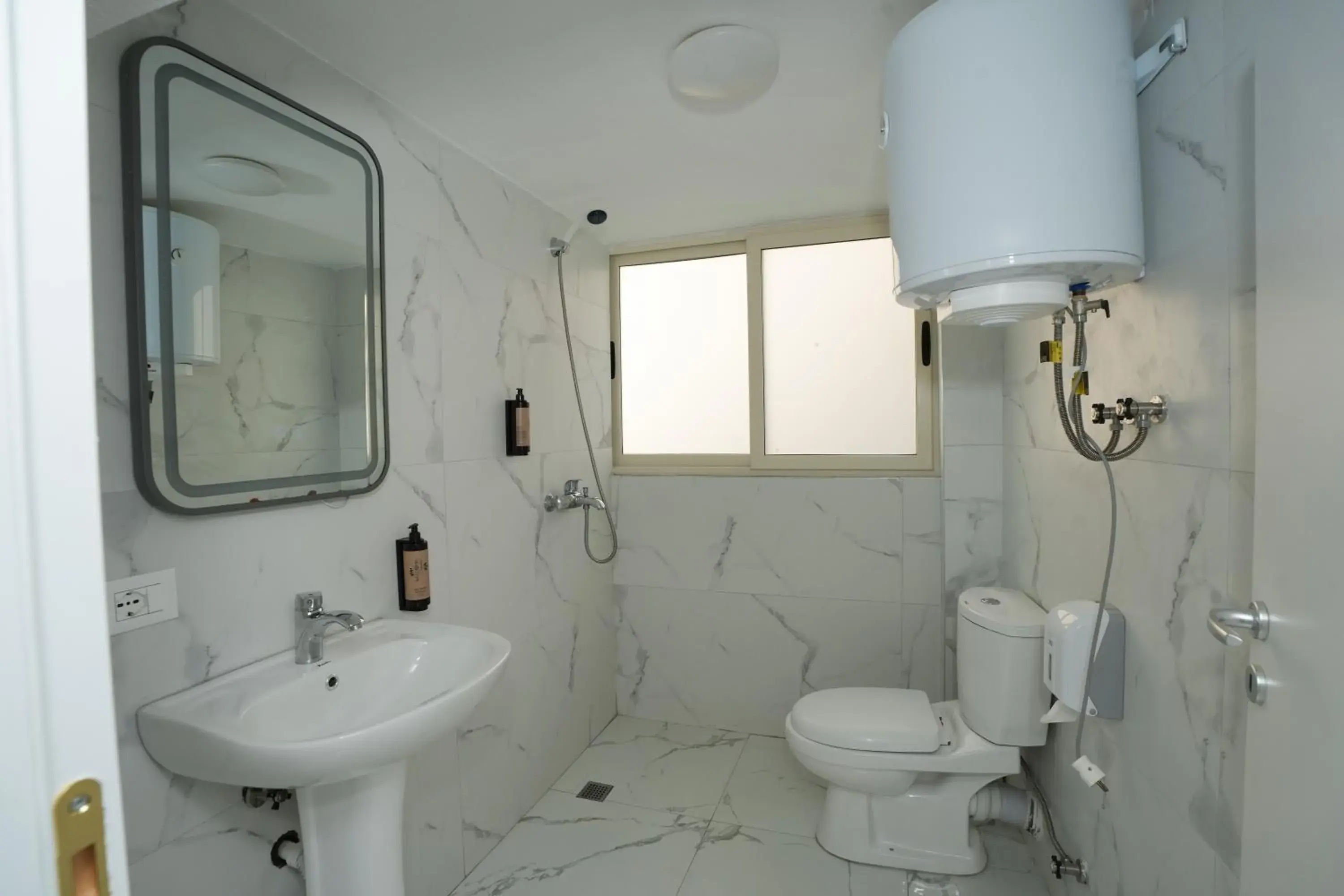 Enles Hotel Enles Hotel