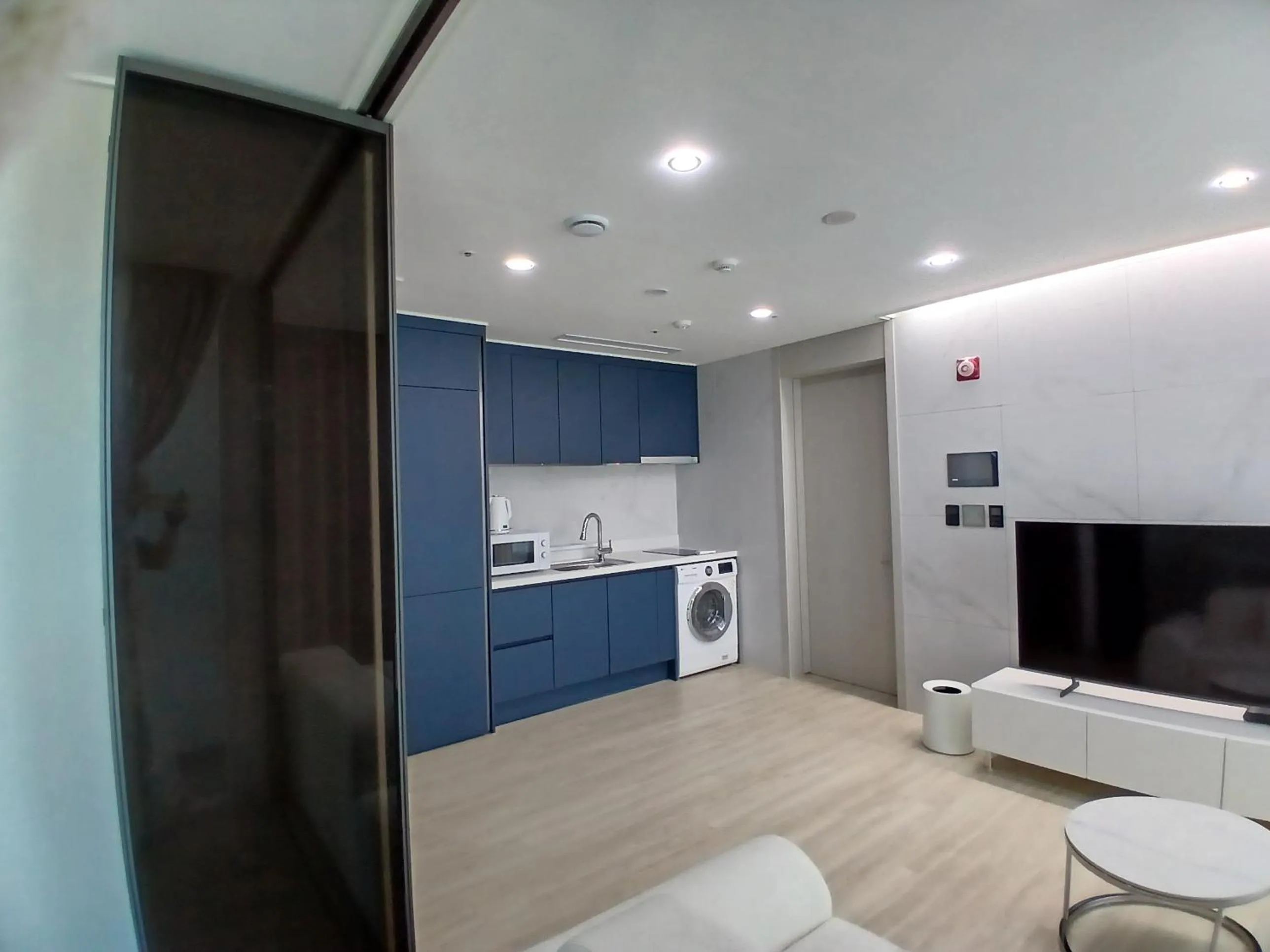 TV and multimedia in The November Stay Guri Station