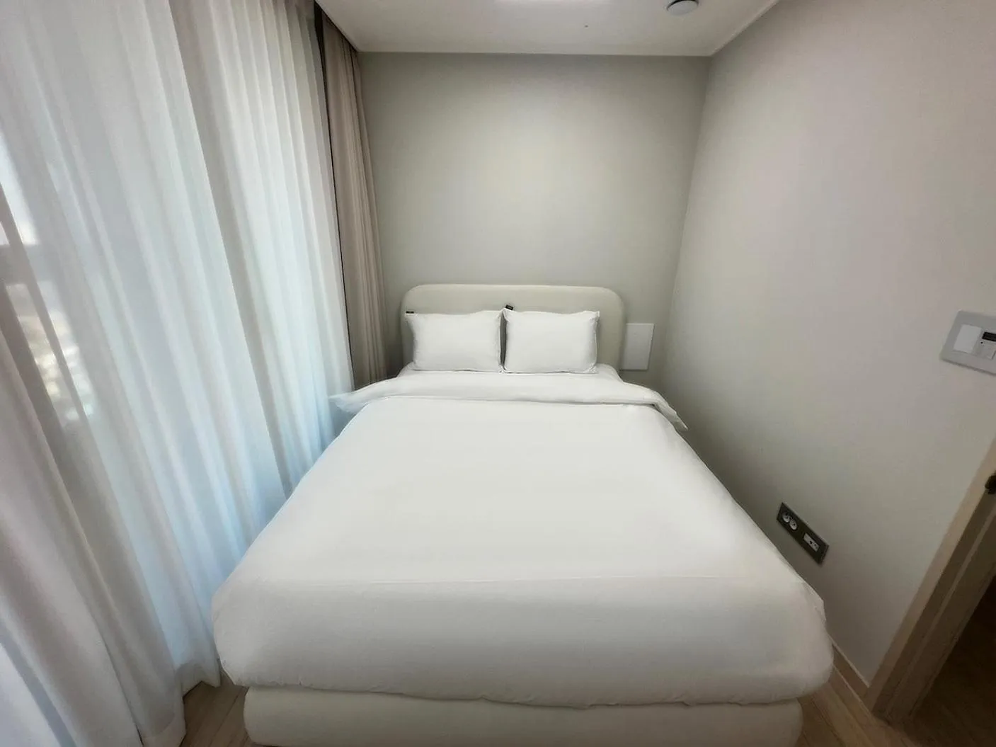 Bedroom, Bed in The November Stay Guri Station