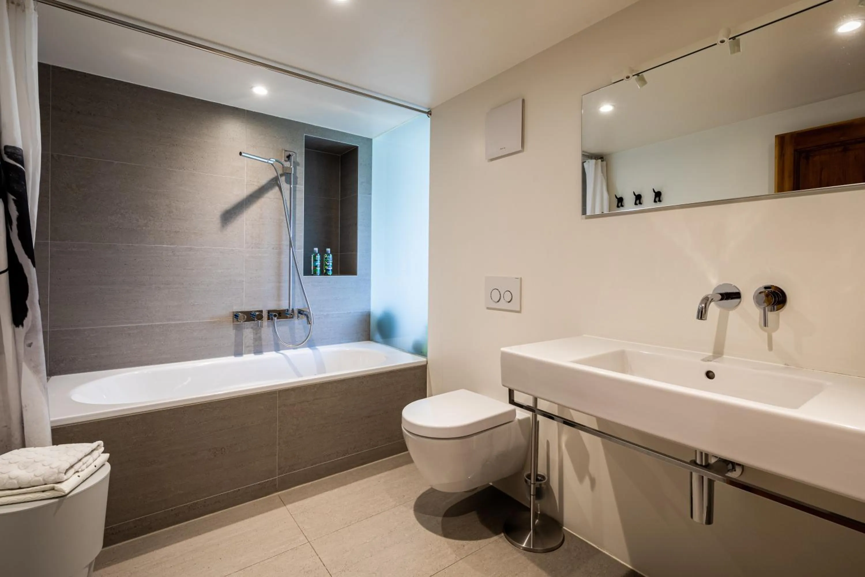 Bathroom in La Ferme de la Praz - Rooms with a View