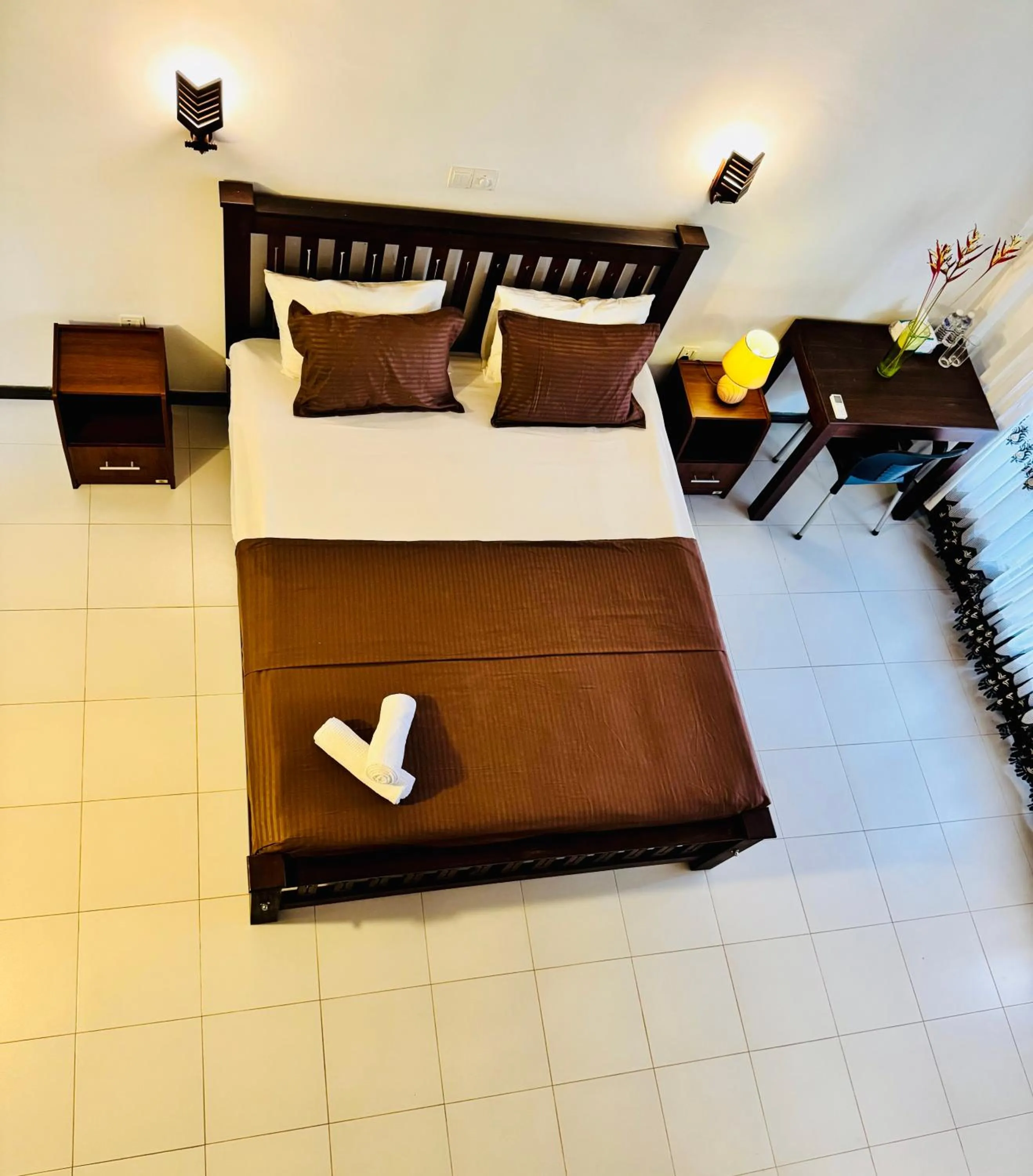Bed in Araliya Villa