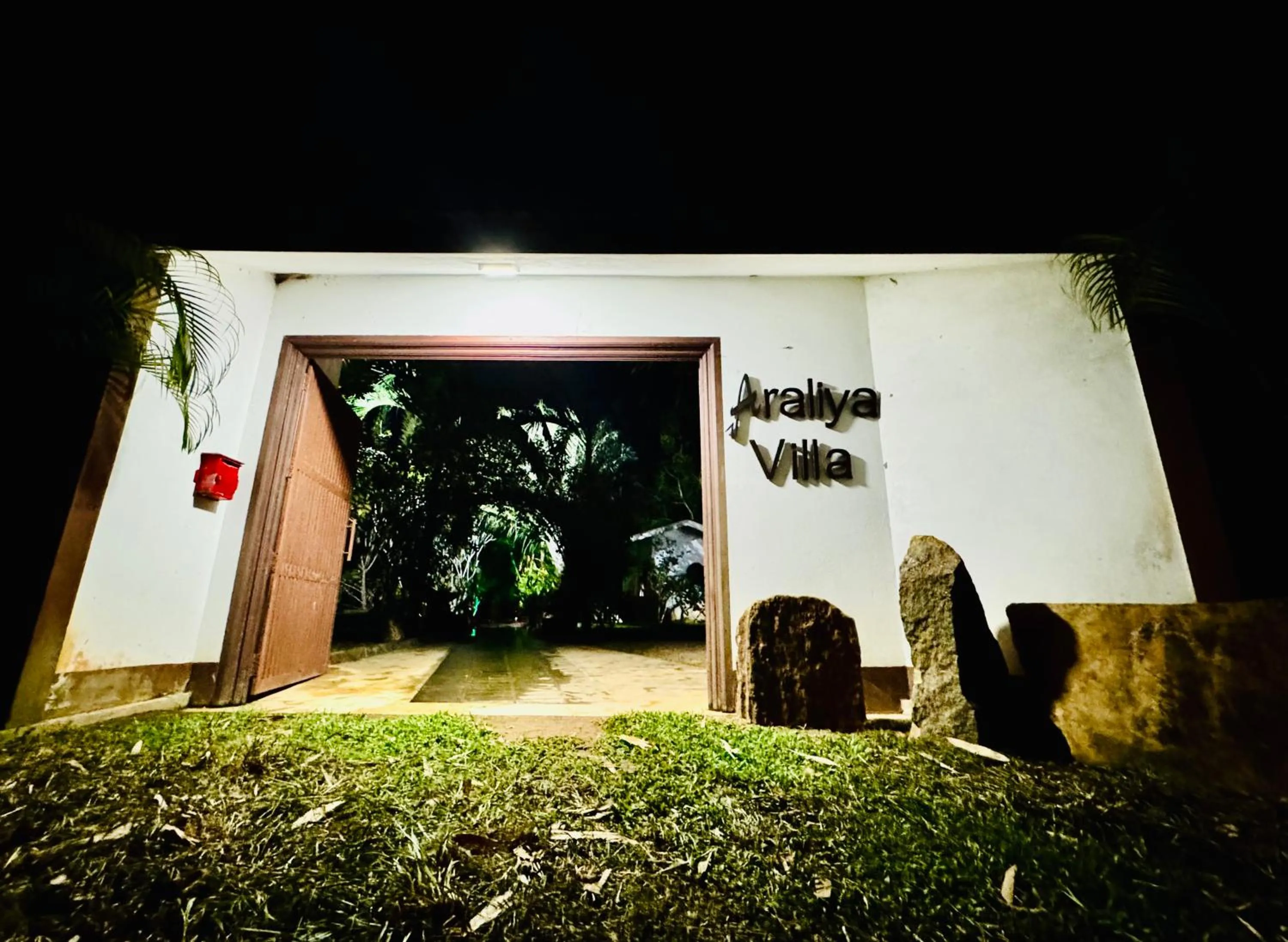 Property building in Araliya Villa