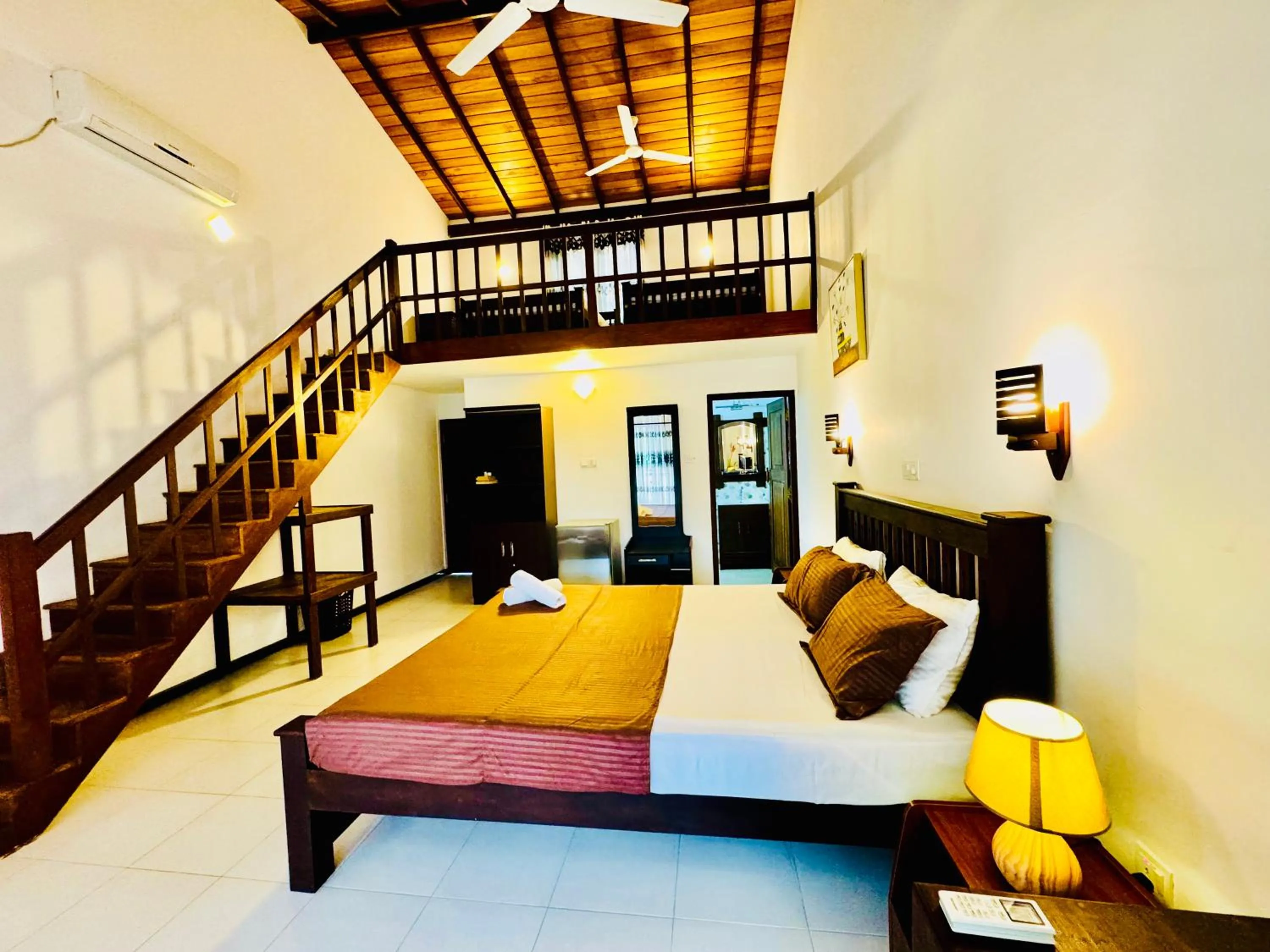 Bed in Araliya Villa
