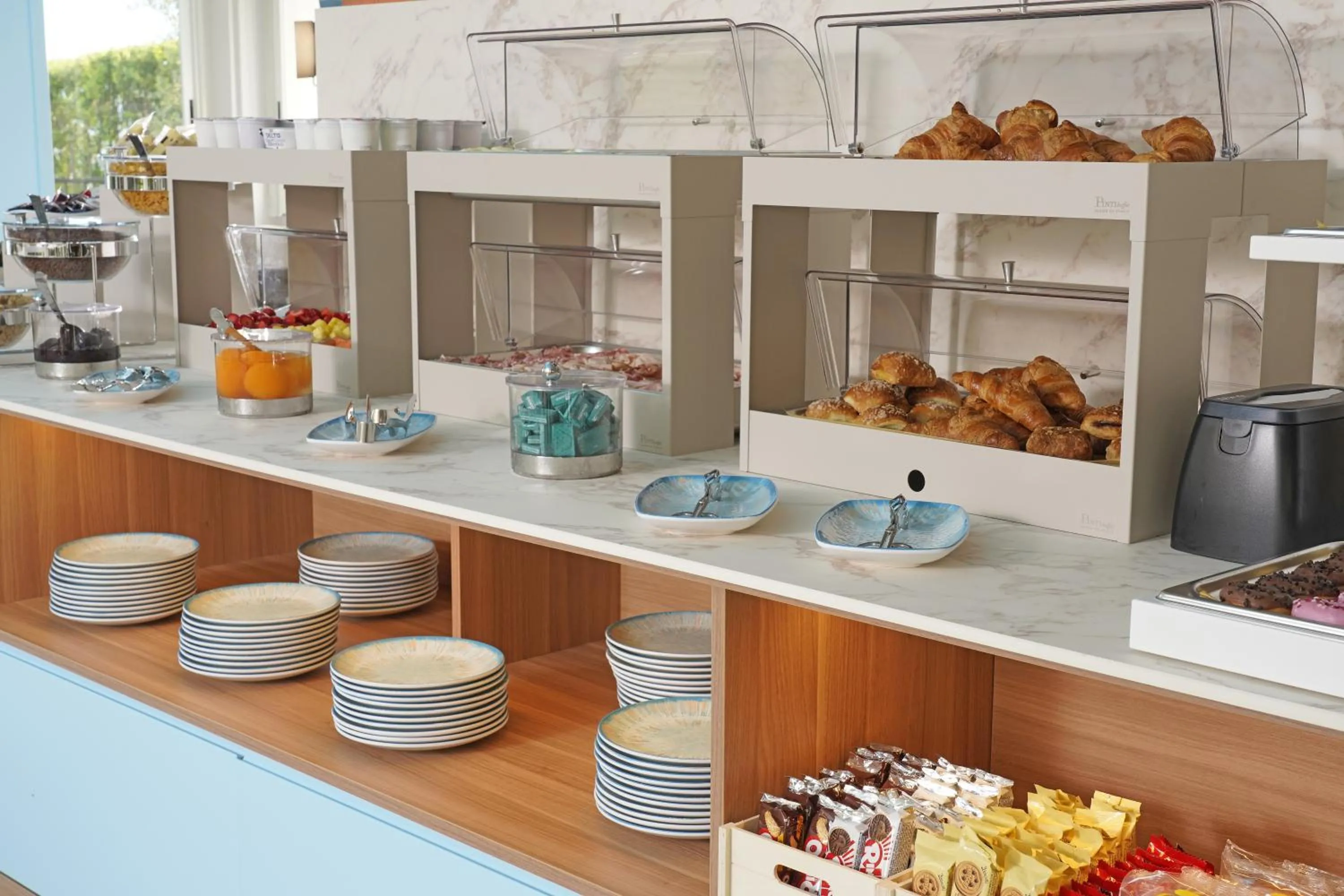 Buffet breakfast in Hotel Unico by Dori