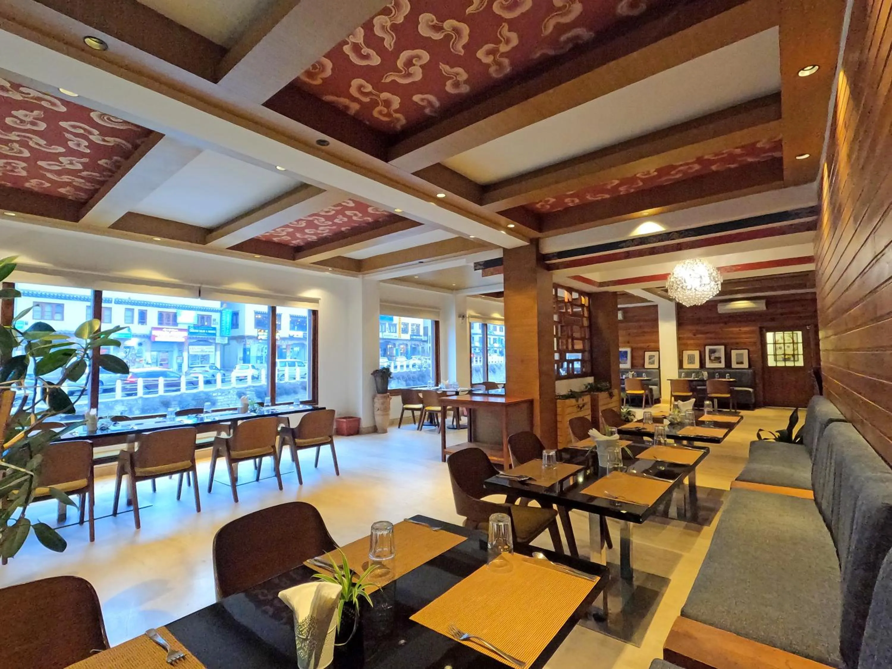 Restaurant/places to eat in Gakyil Thimphu